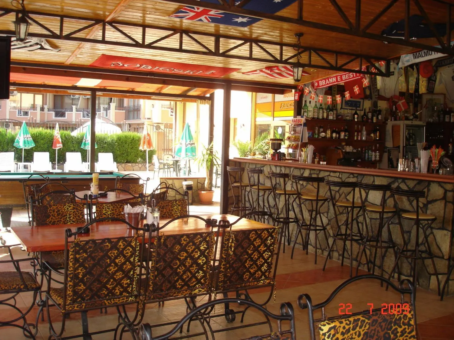 Lounge or bar in Friends Family Hotel