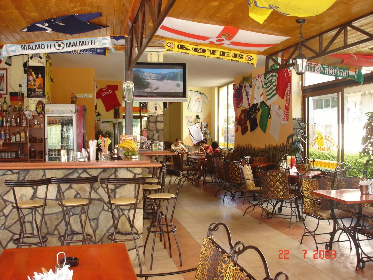 Lounge or bar in Friends Family Hotel