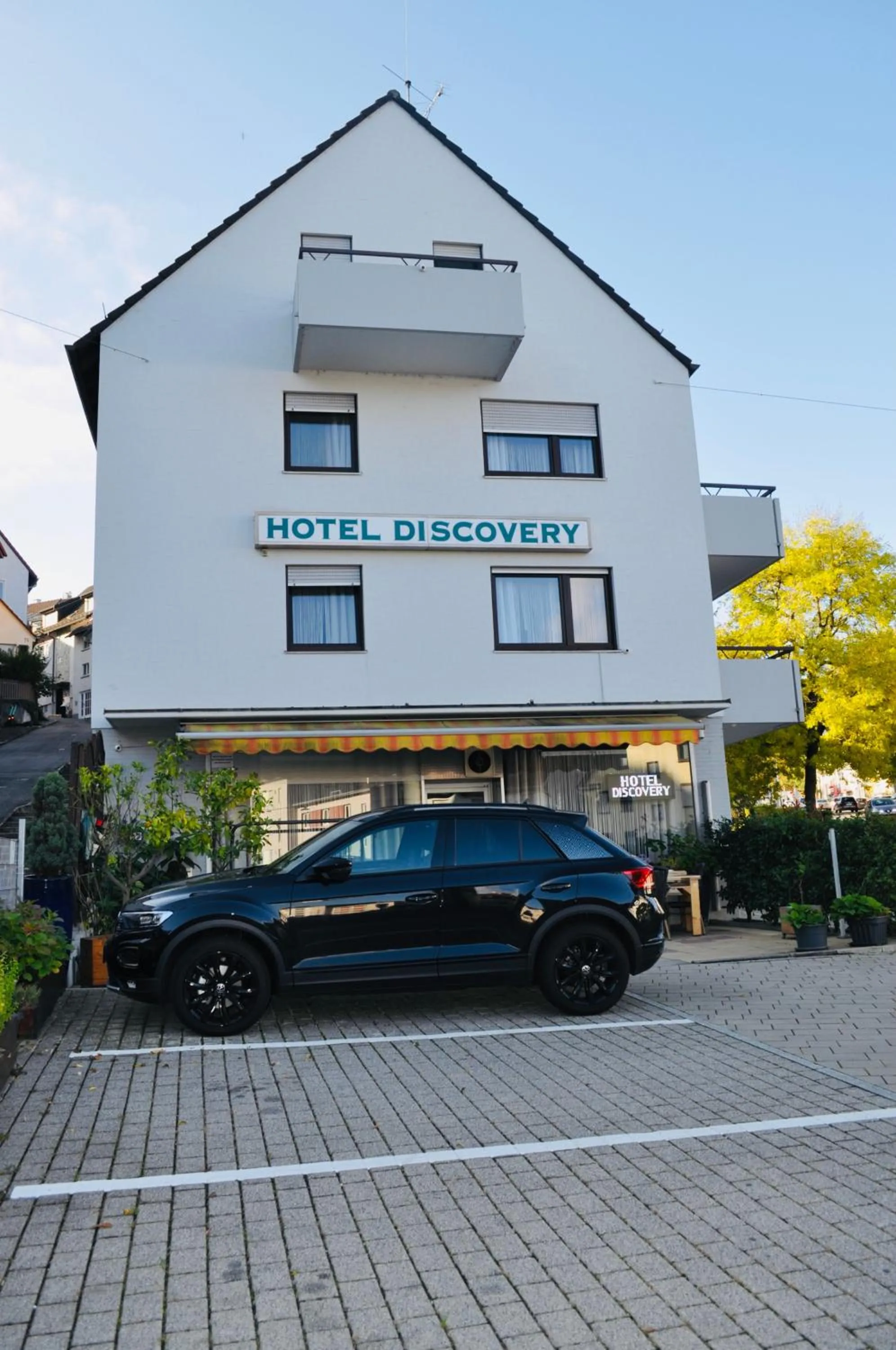 Property building in Hotel Discovery