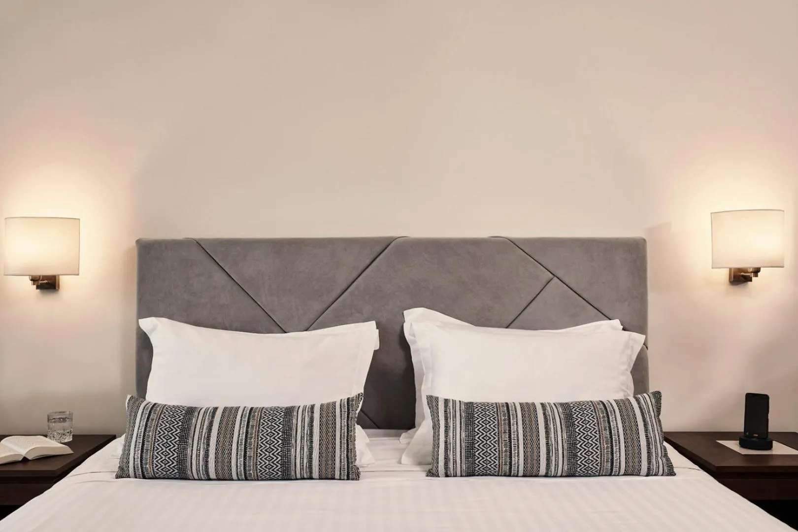 Bed in Kontokali Bay Resort & Spa