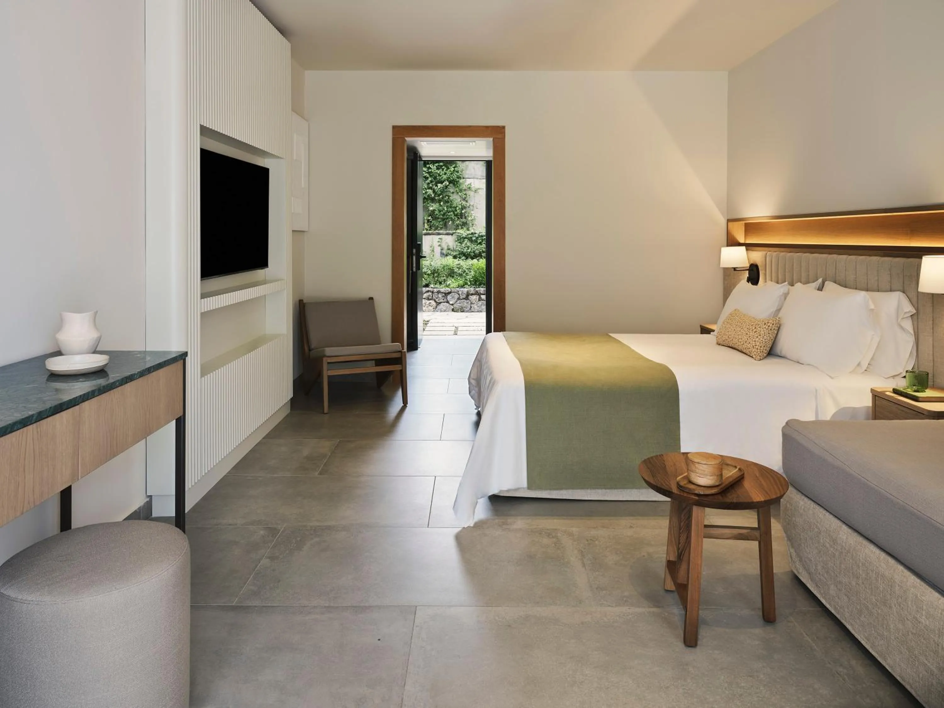 Bed in Kontokali Bay Resort & Spa