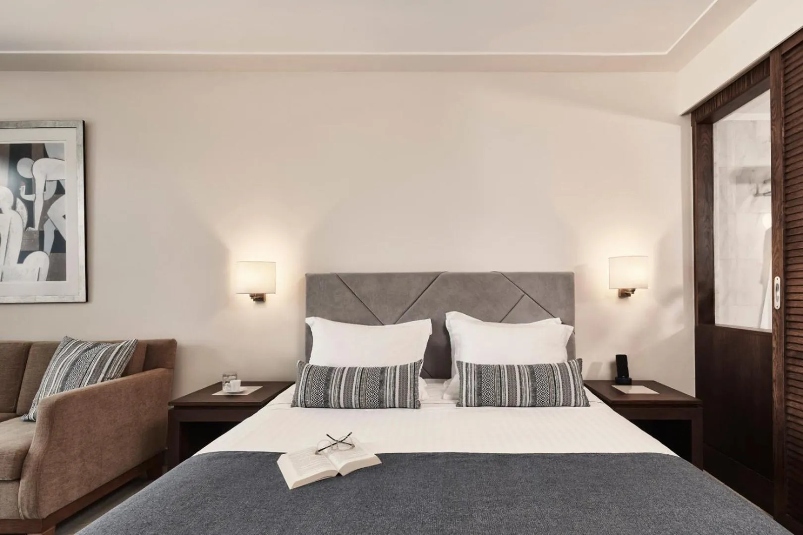 Bed in Kontokali Bay Resort & Spa