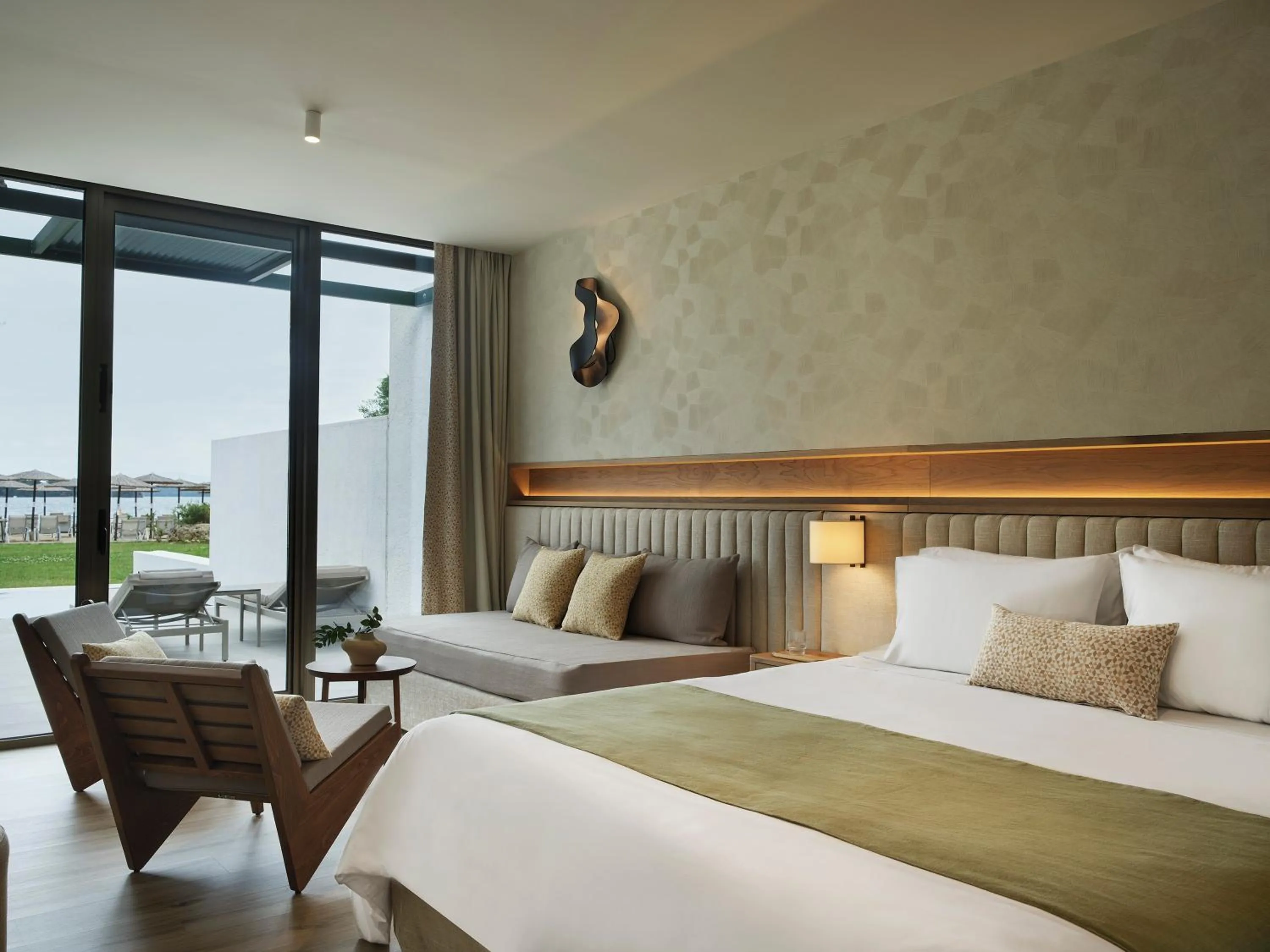 Bed in Kontokali Bay Resort & Spa