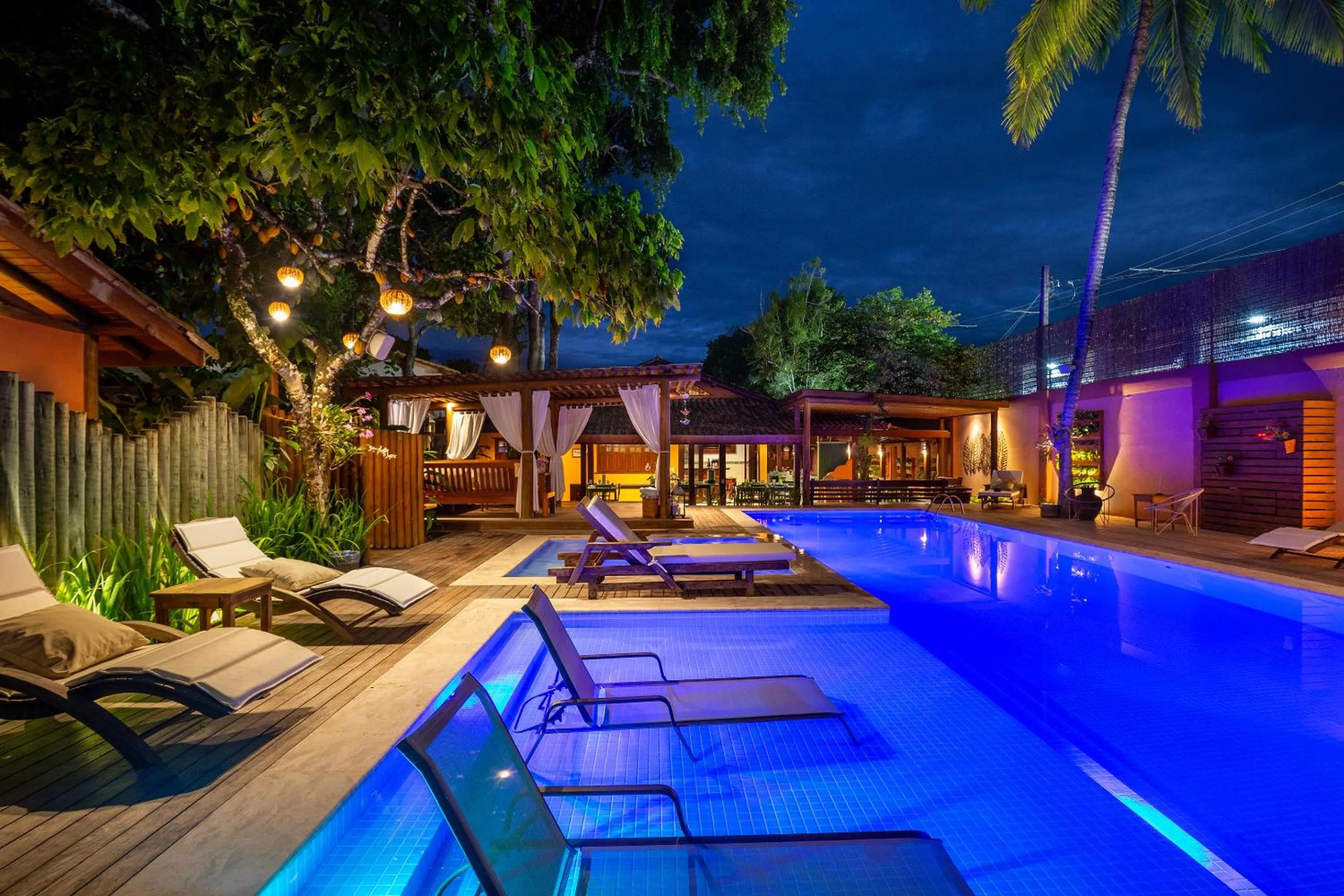 Swimming pool in Pousada Quarto Crescente