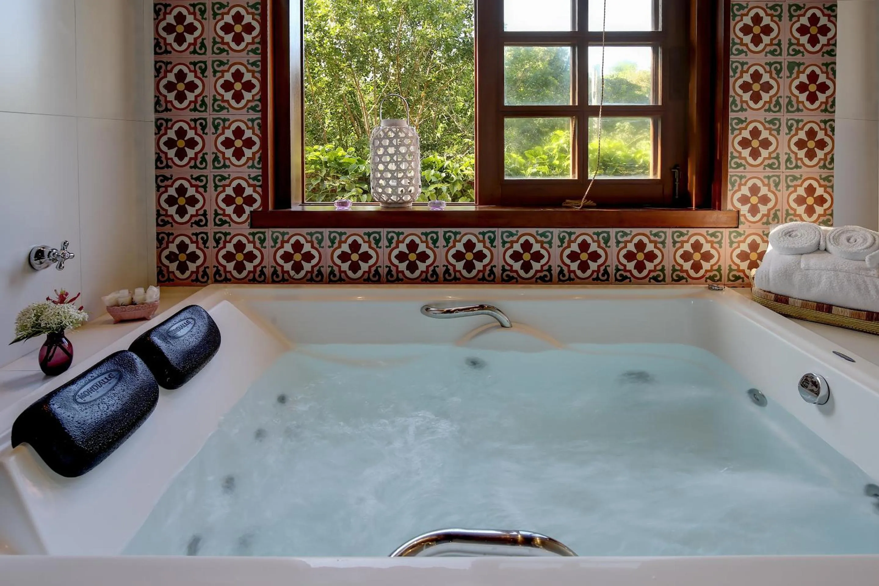 Hot Tub in Pousada Quarto Crescente