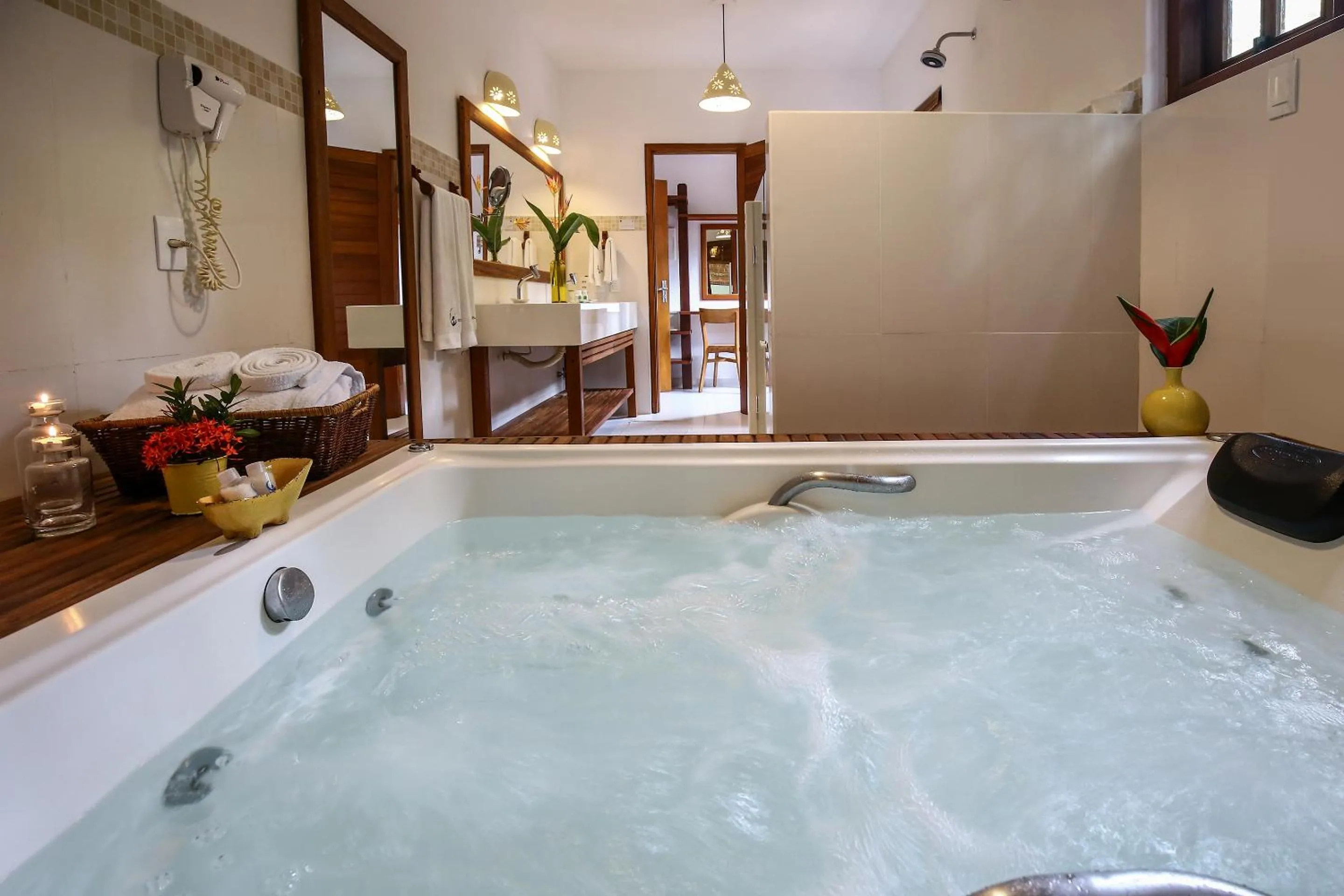 Hot Tub in Pousada Quarto Crescente