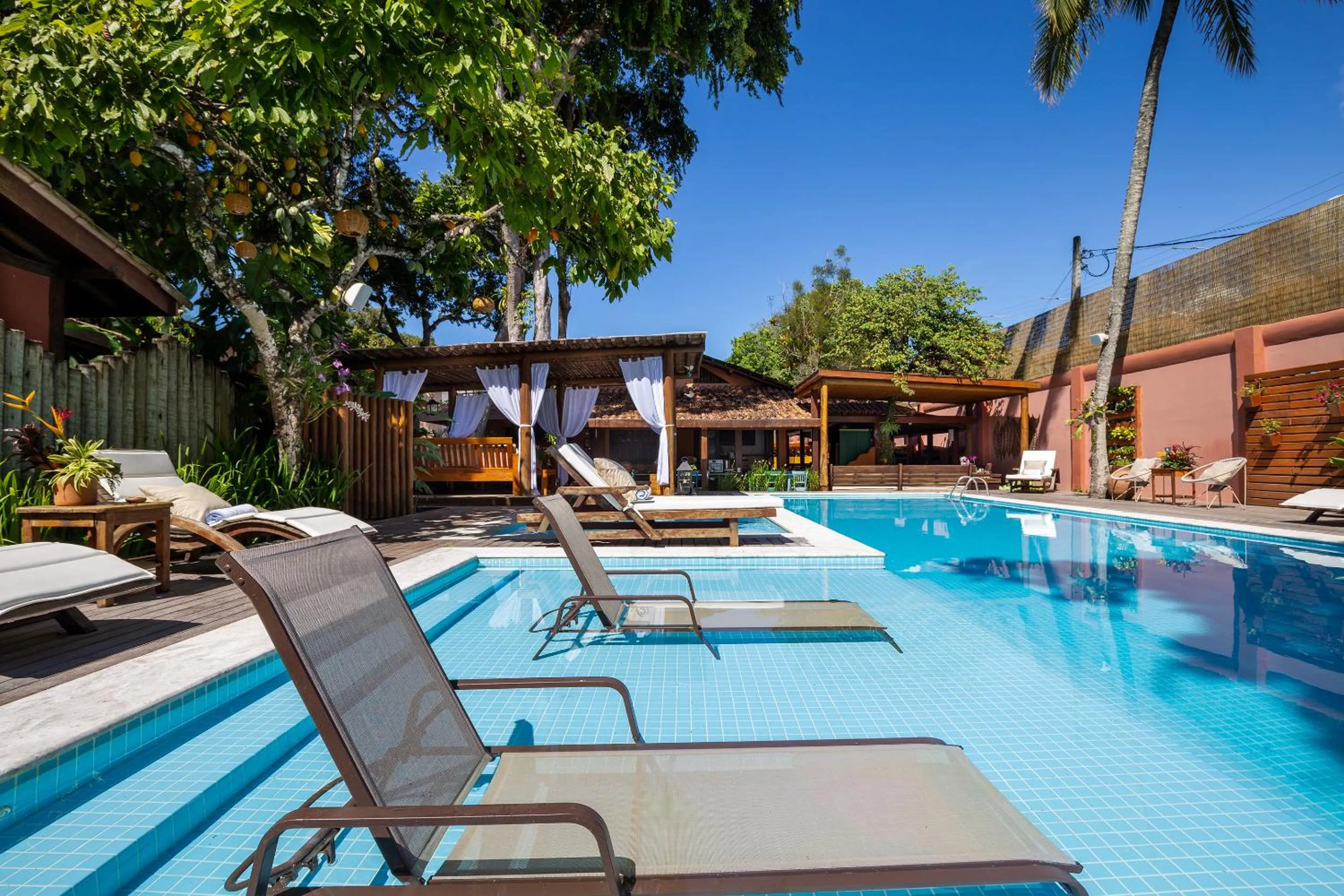 Pool view in Pousada Quarto Crescente