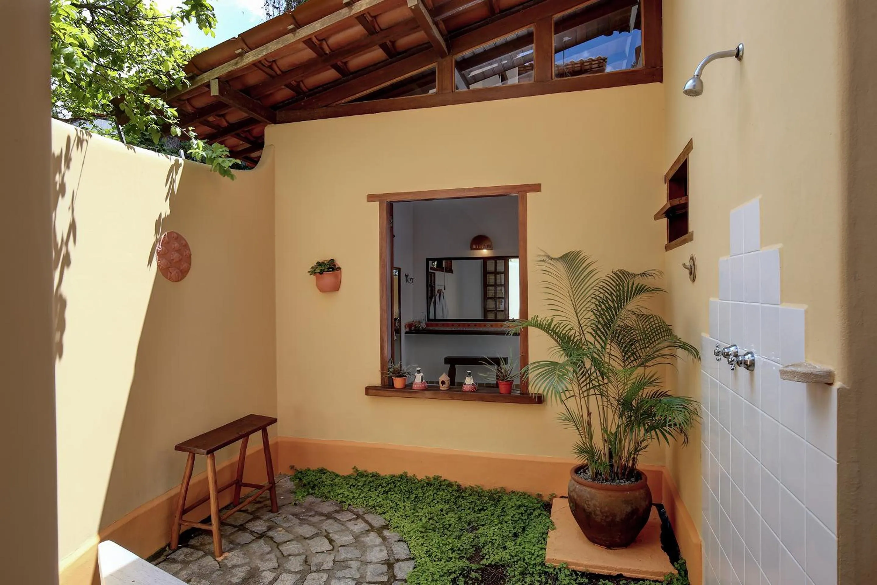 Patio in Pousada Quarto Crescente