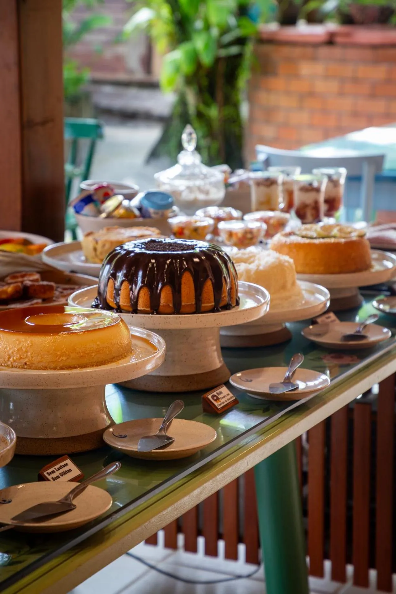 Buffet breakfast in Pousada Quarto Crescente