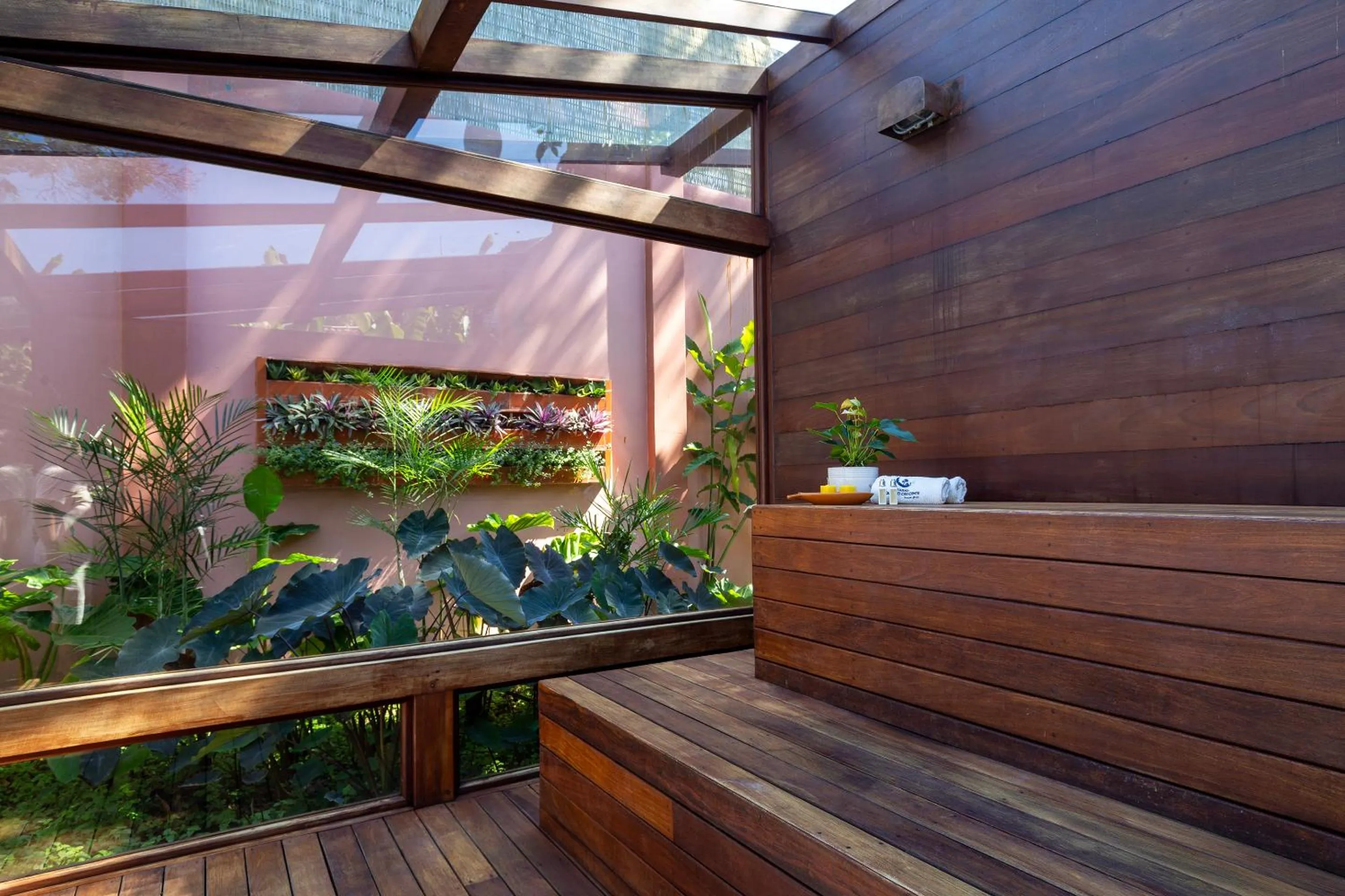 Garden view in Pousada Quarto Crescente