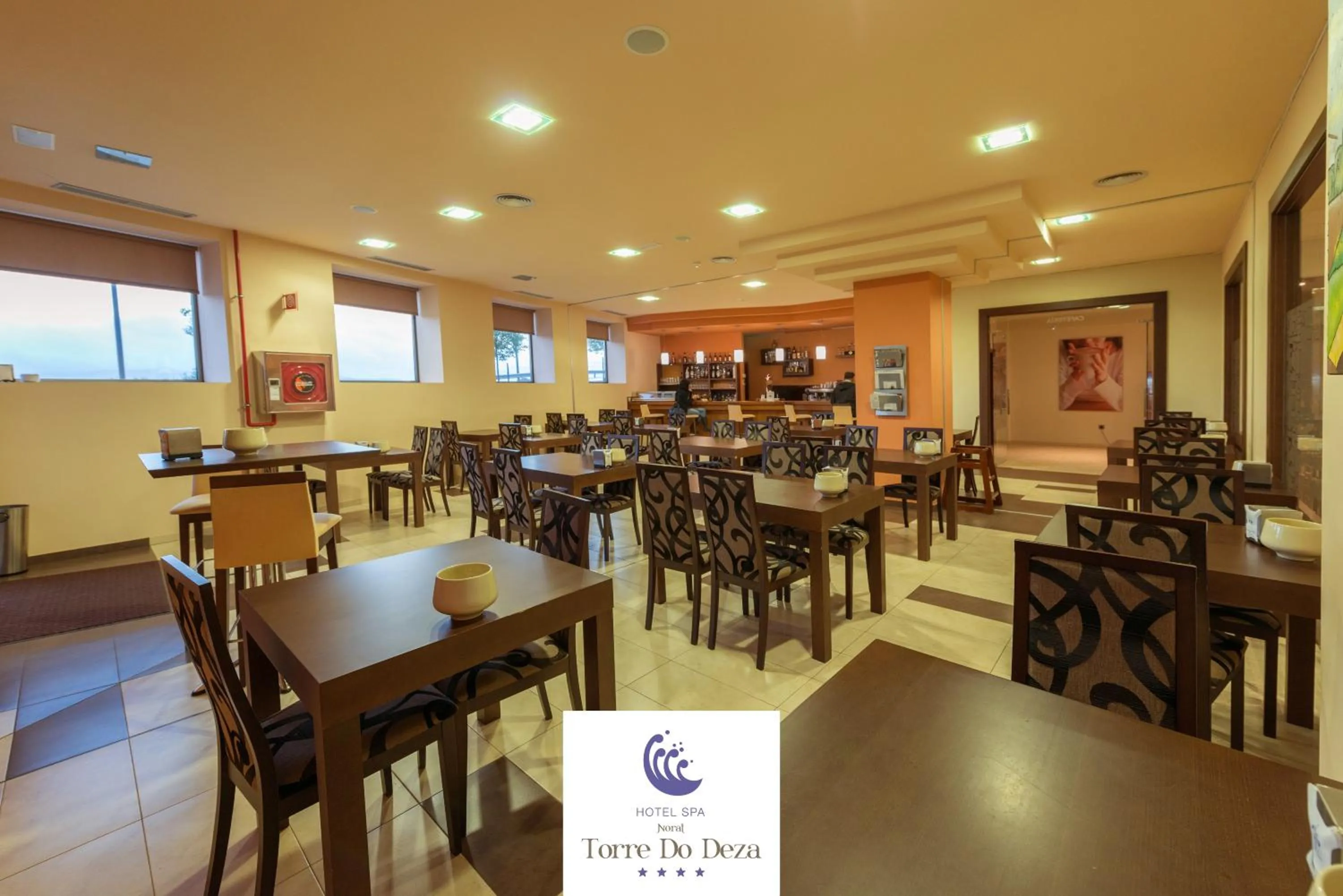 Lounge or bar in Hotel Spa Norat Torre Do Deza 4* Superior