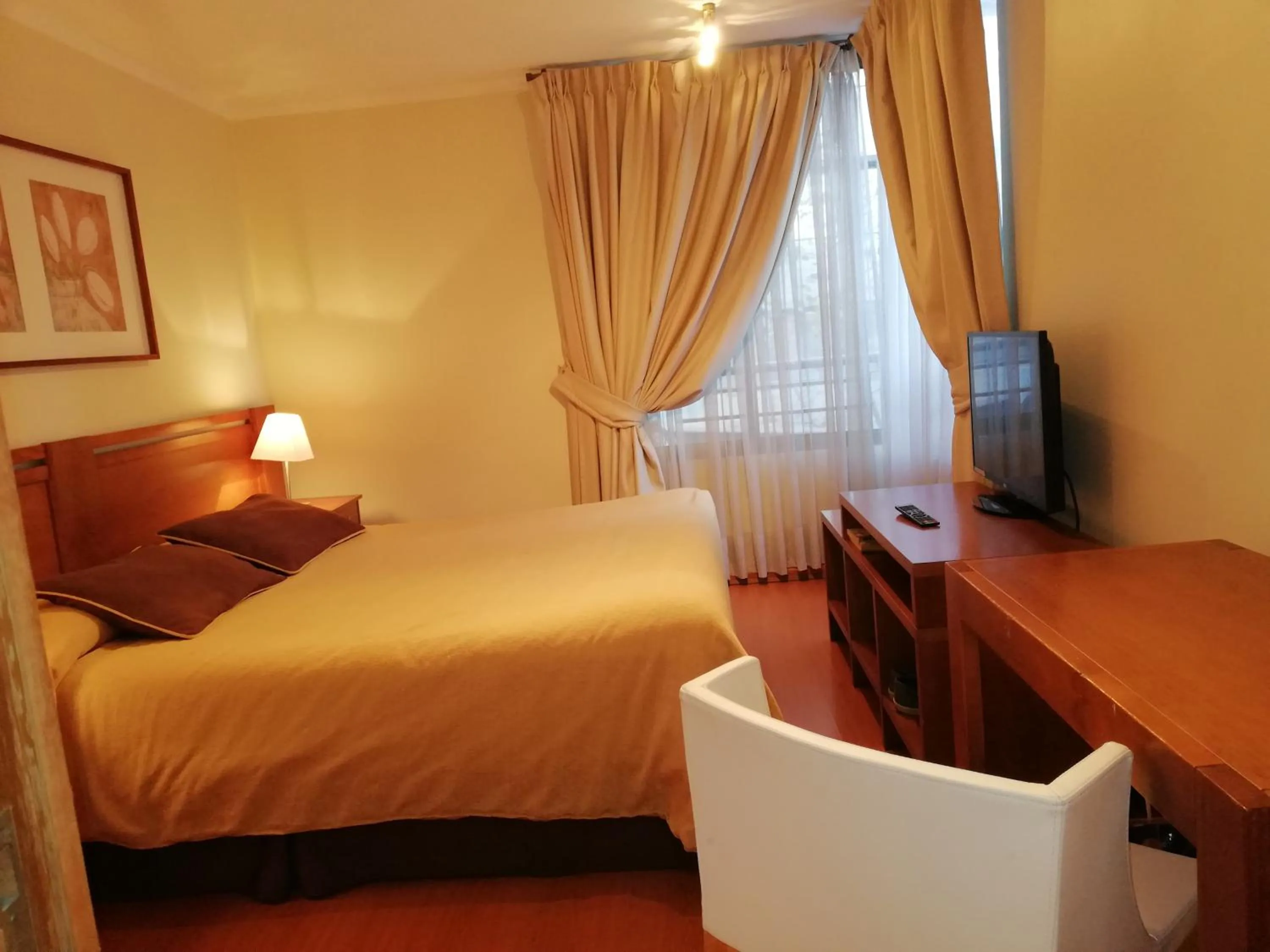 Bedroom, Bed in Andes Suites