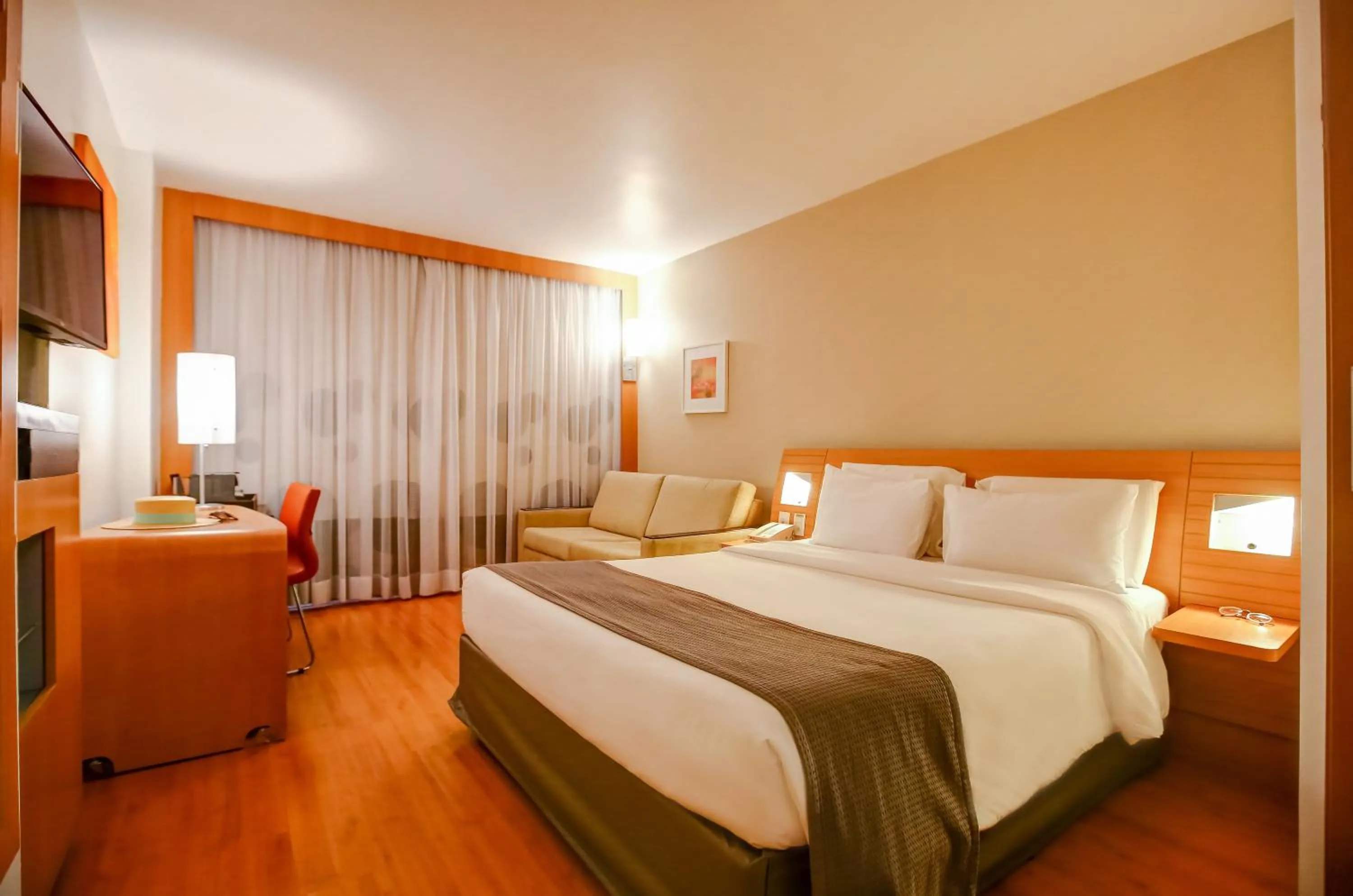 Bed in Novotel RJ Santos Dumont