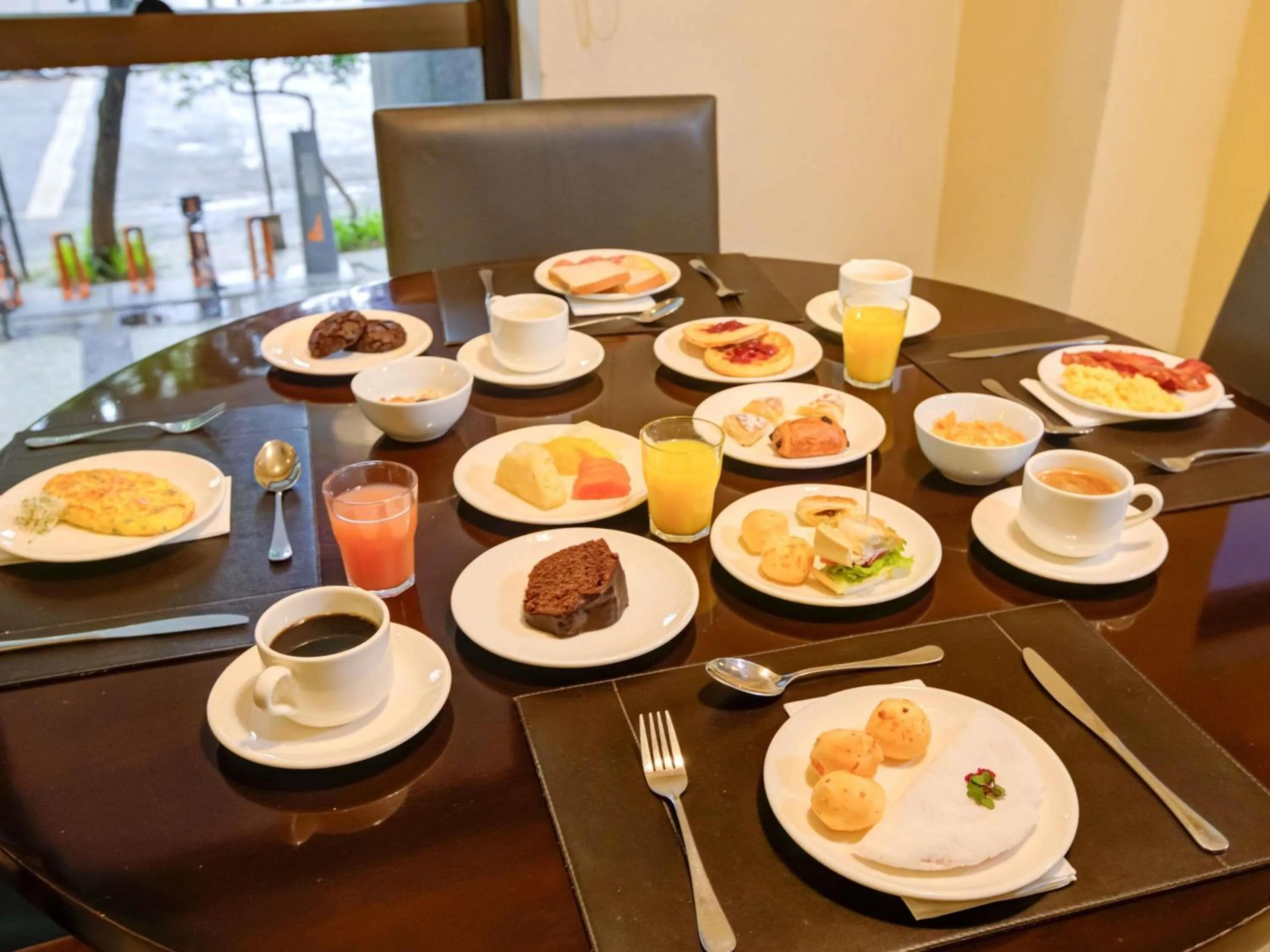 Breakfast in Novotel RJ Santos Dumont