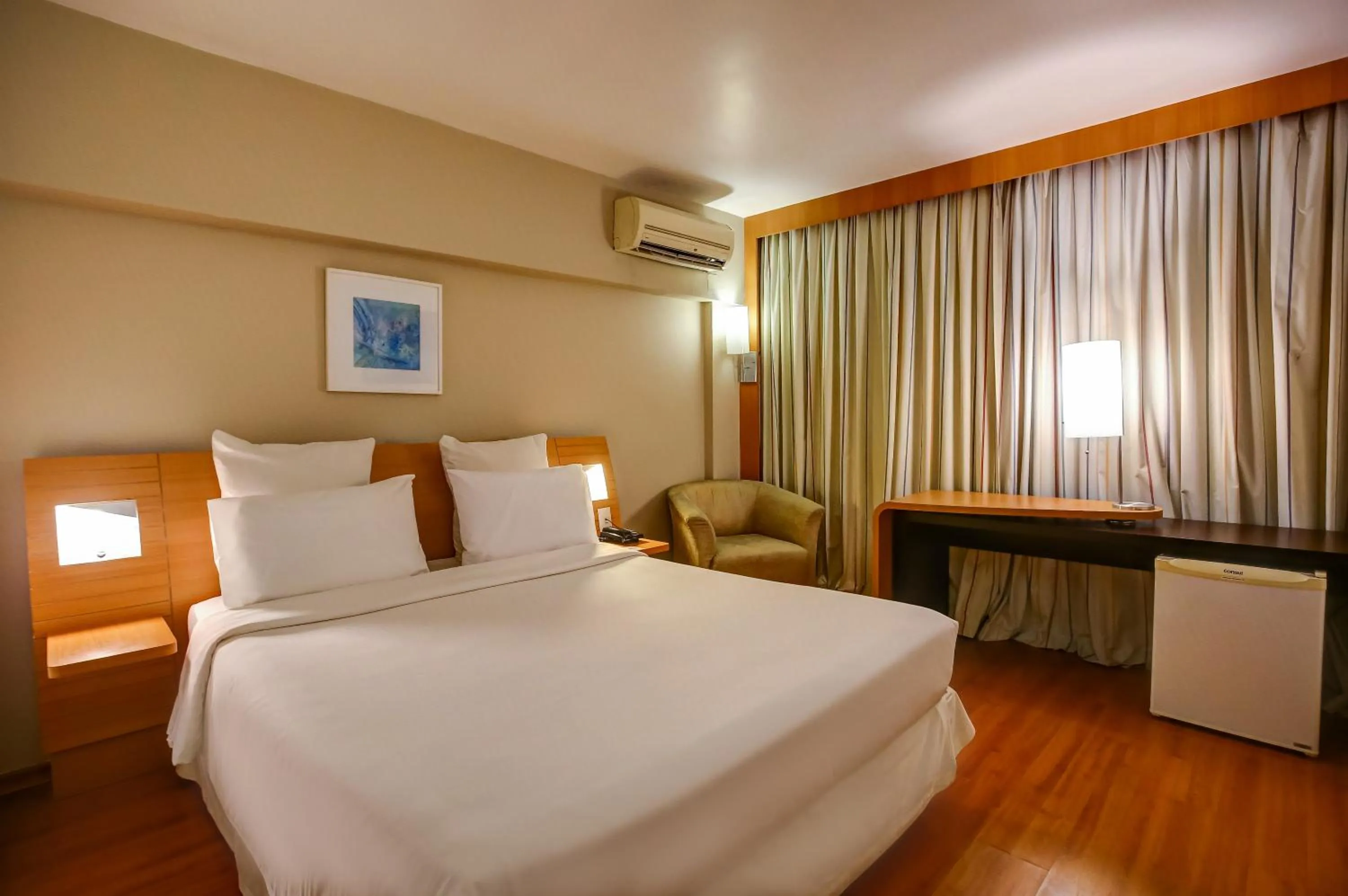 Bed in Novotel RJ Santos Dumont