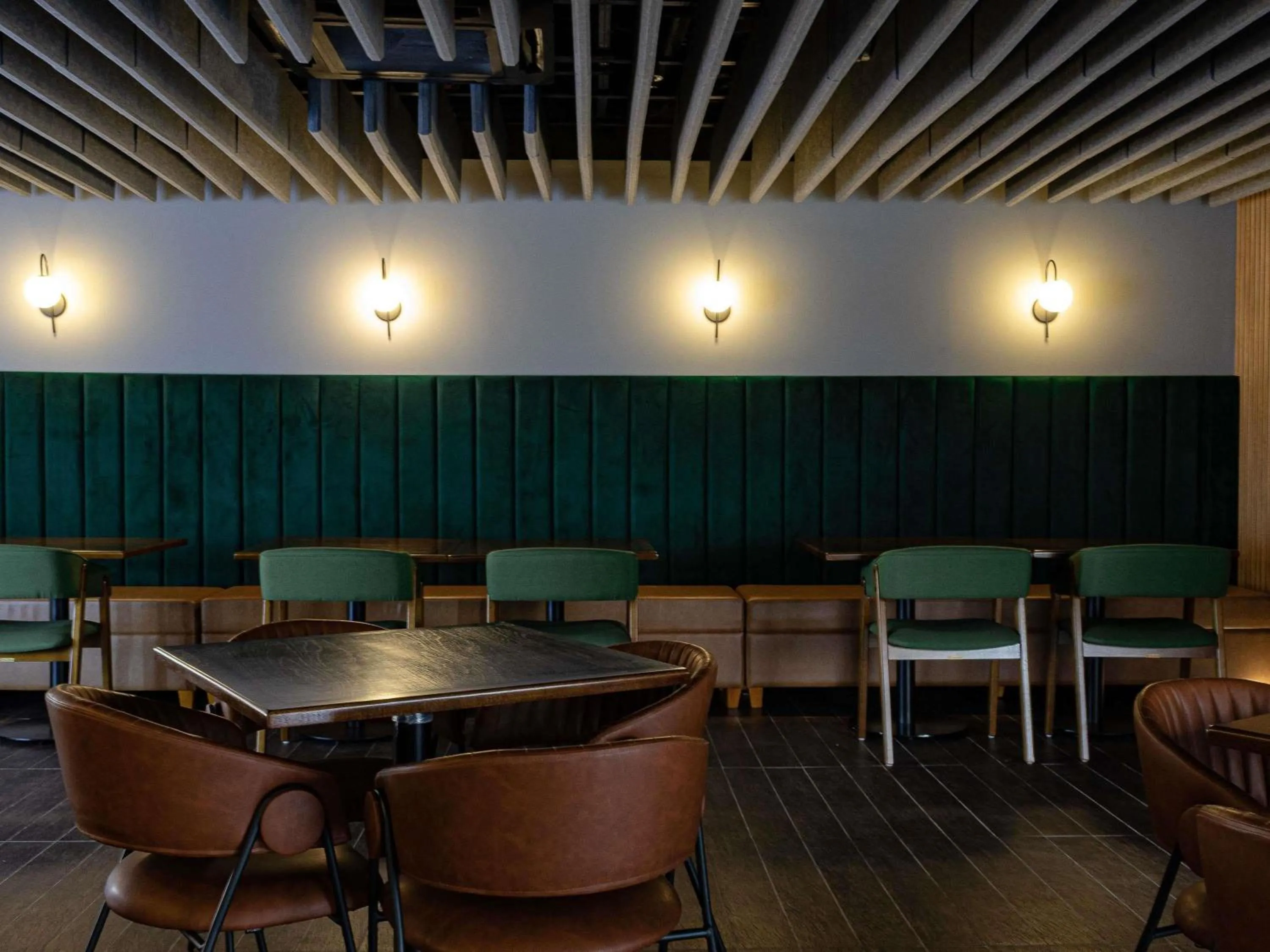 Lounge or bar in Novotel RJ Santos Dumont