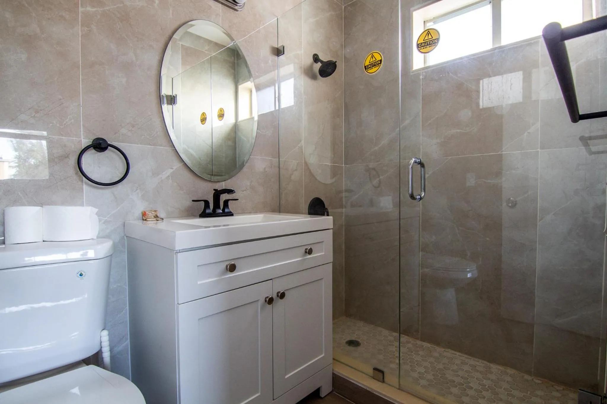 Shower in Pousada suites