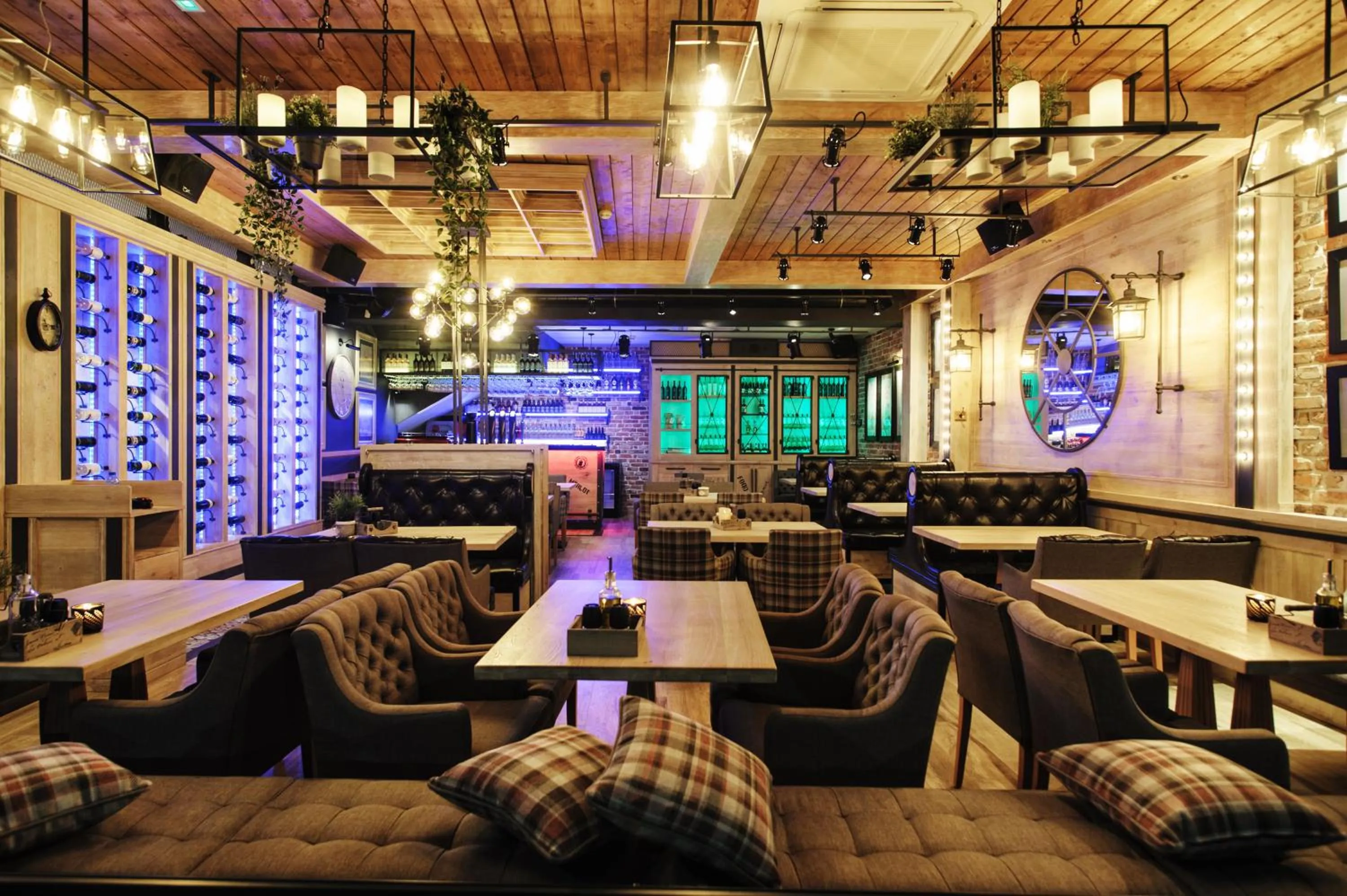 Restaurant/places to eat in Apartamenty Chleb i Wino