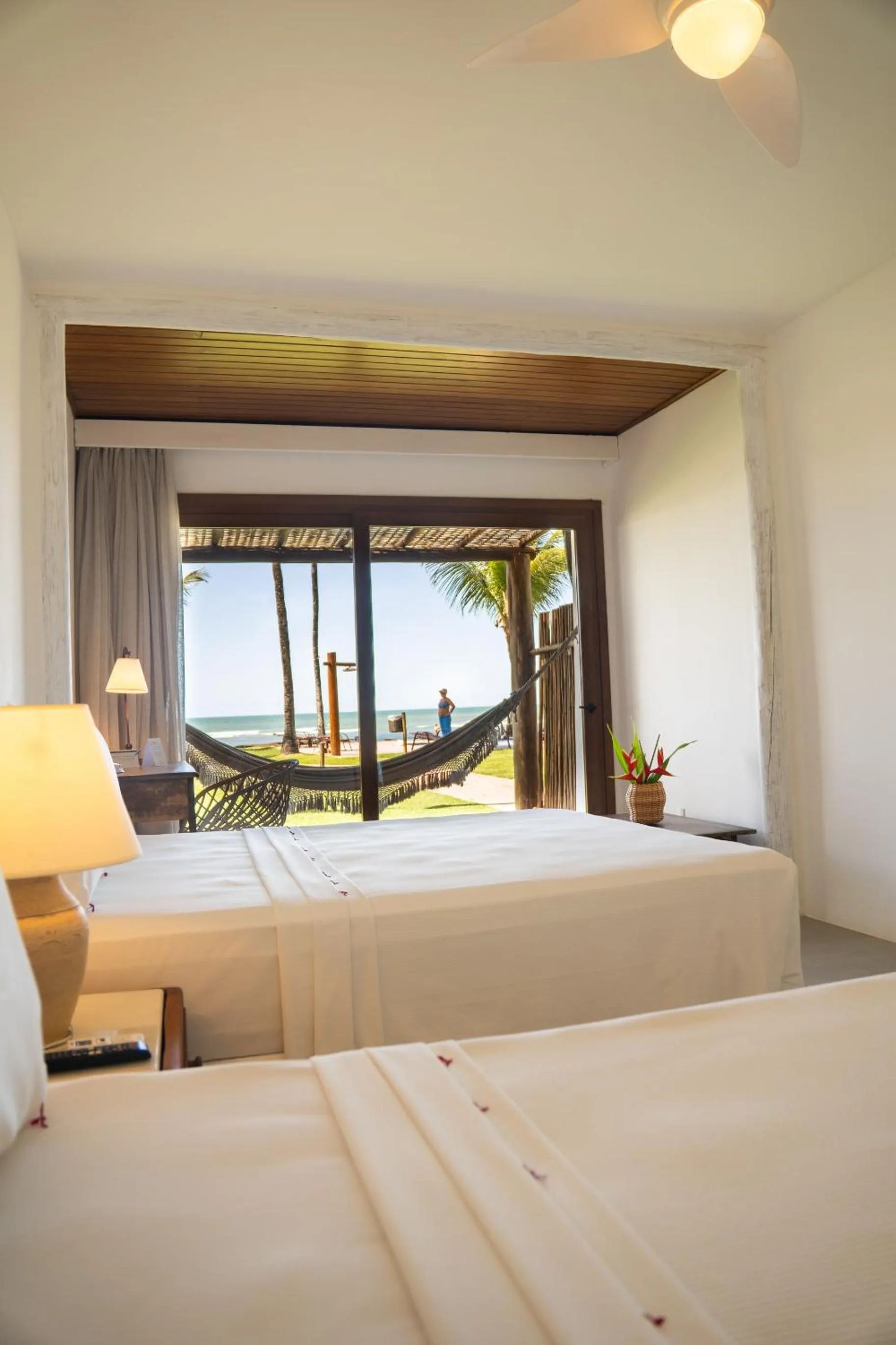 Photo of the whole room, Bed in Arraial D'ajuda Eco Resort