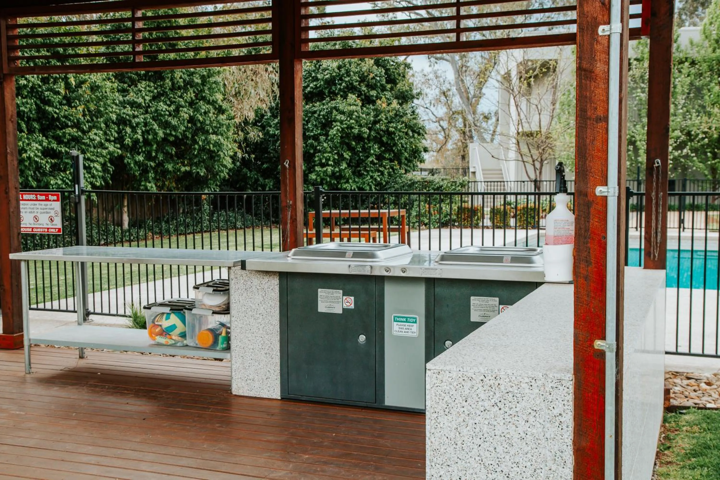 BBQ facilities in Nagambie Waterfront Motel
