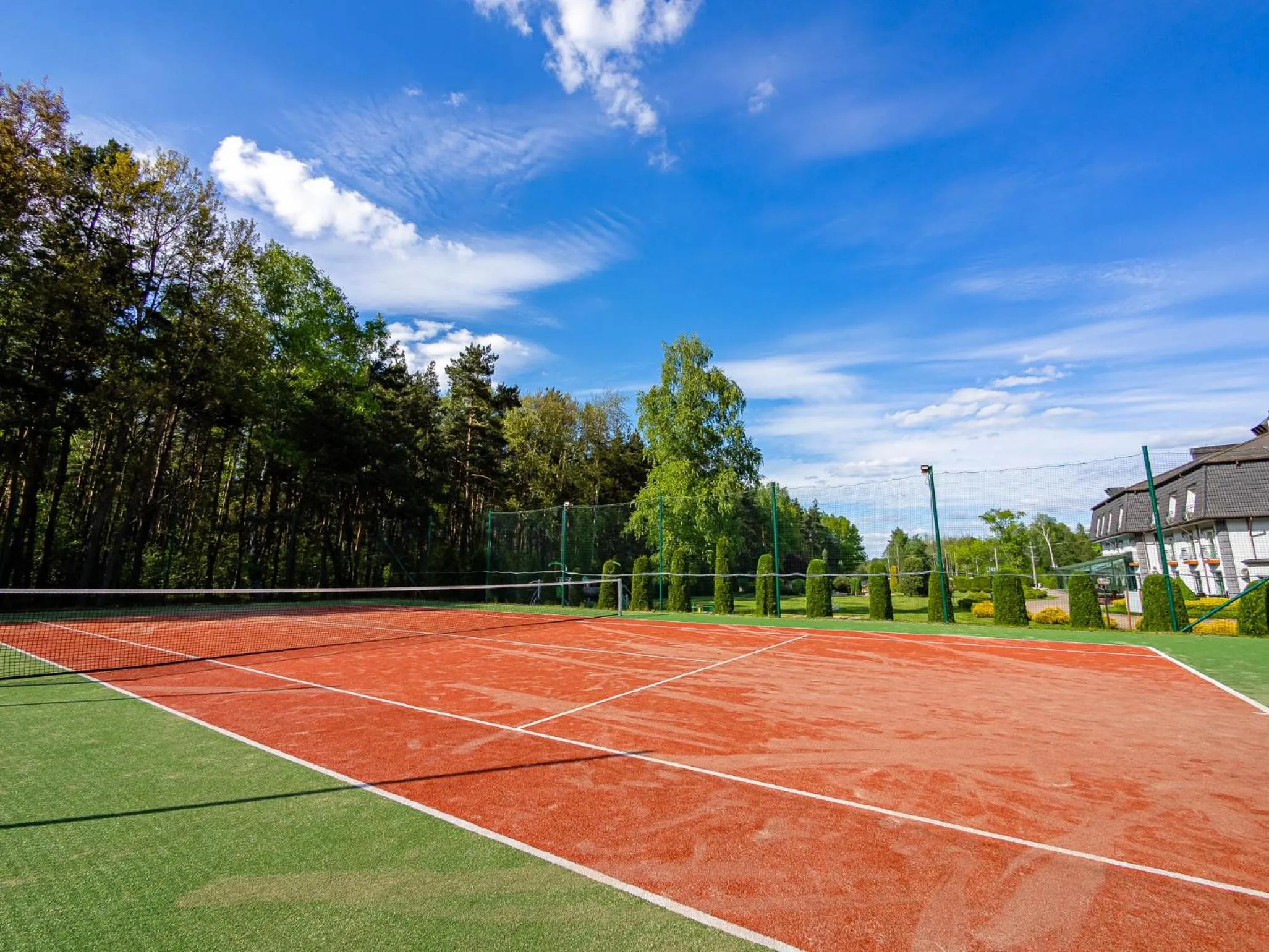 Tennis court in Hotel Villa Verde Congress & Spa