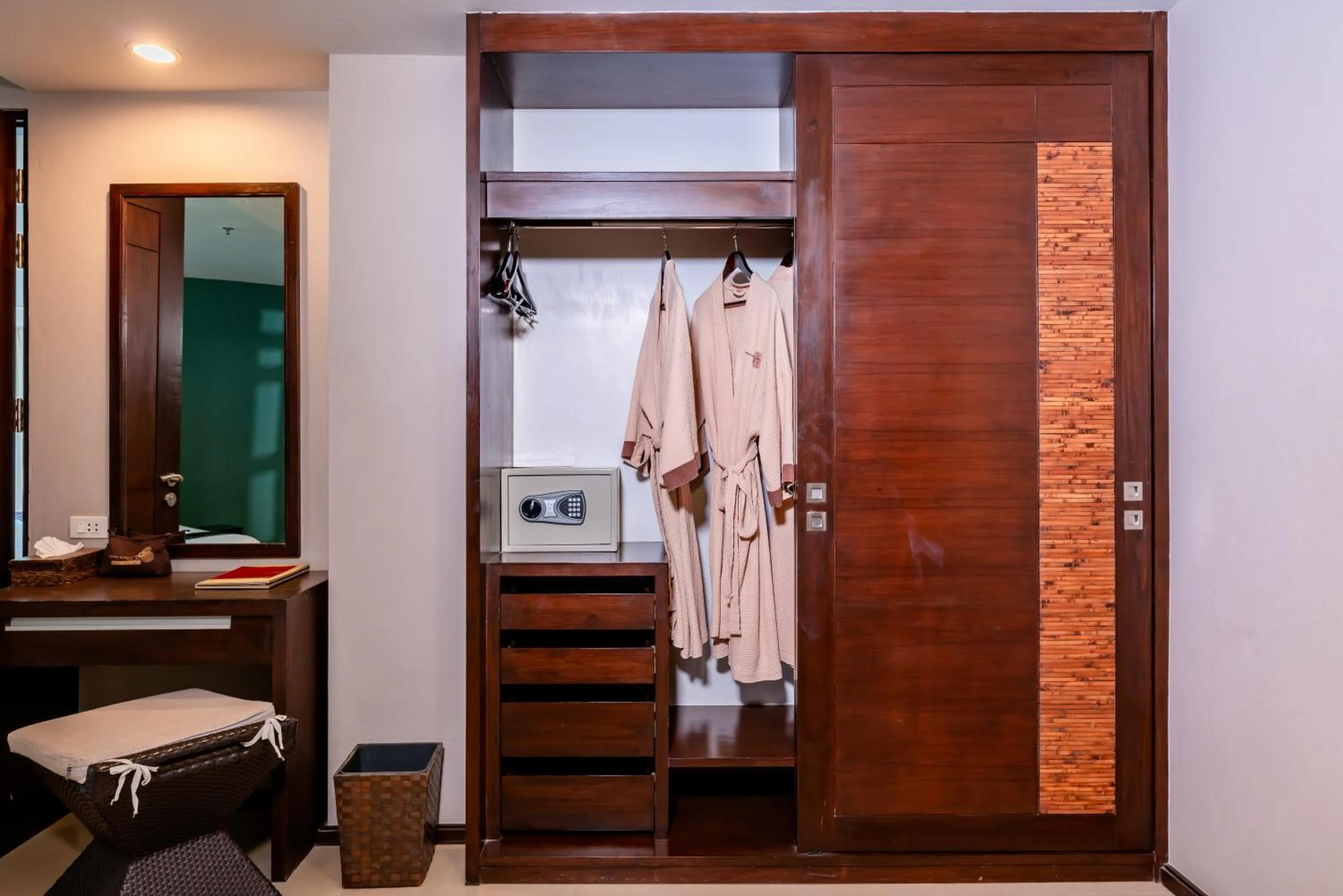 wardrobe in Tara Mantra Cha-Am Resort