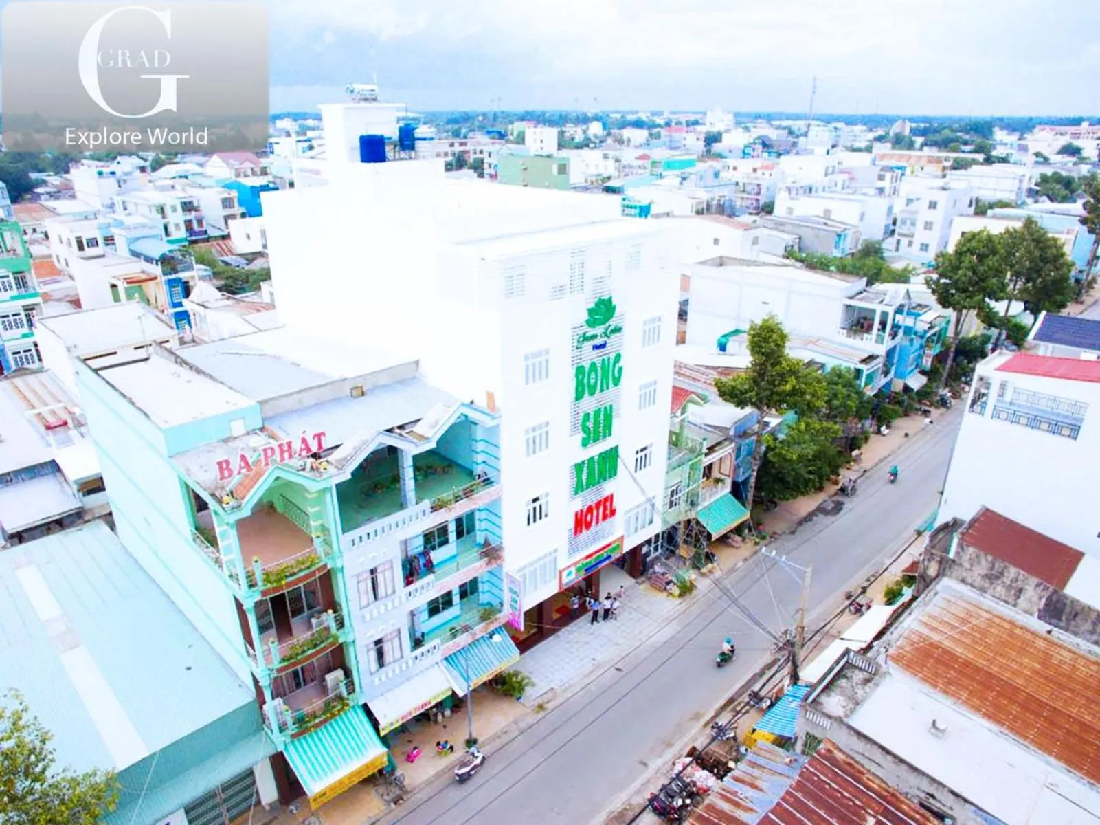 Property building in Bong Sen Xanh Hotel