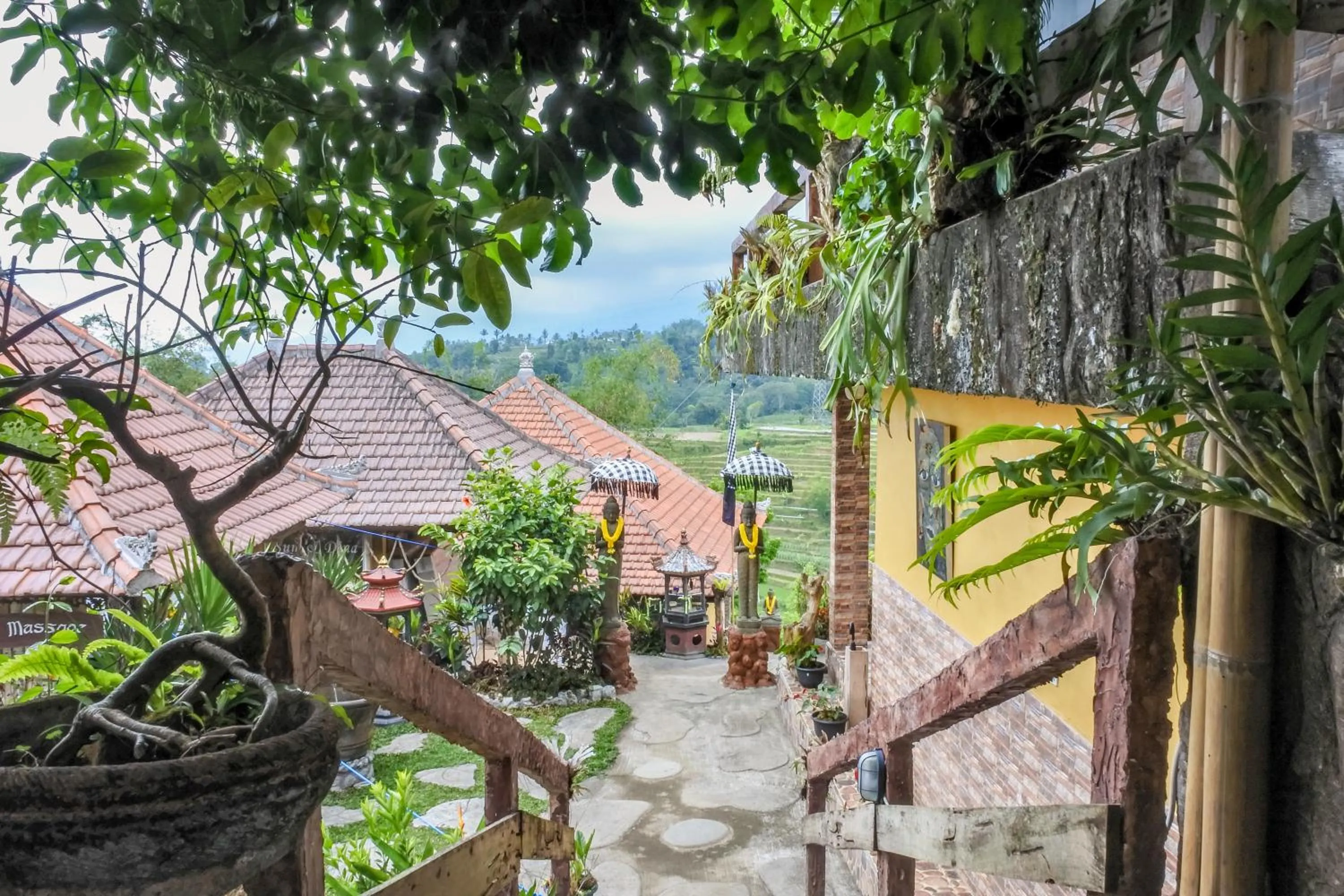 Property building in Pondok Nyoman Bedugul by AGATA