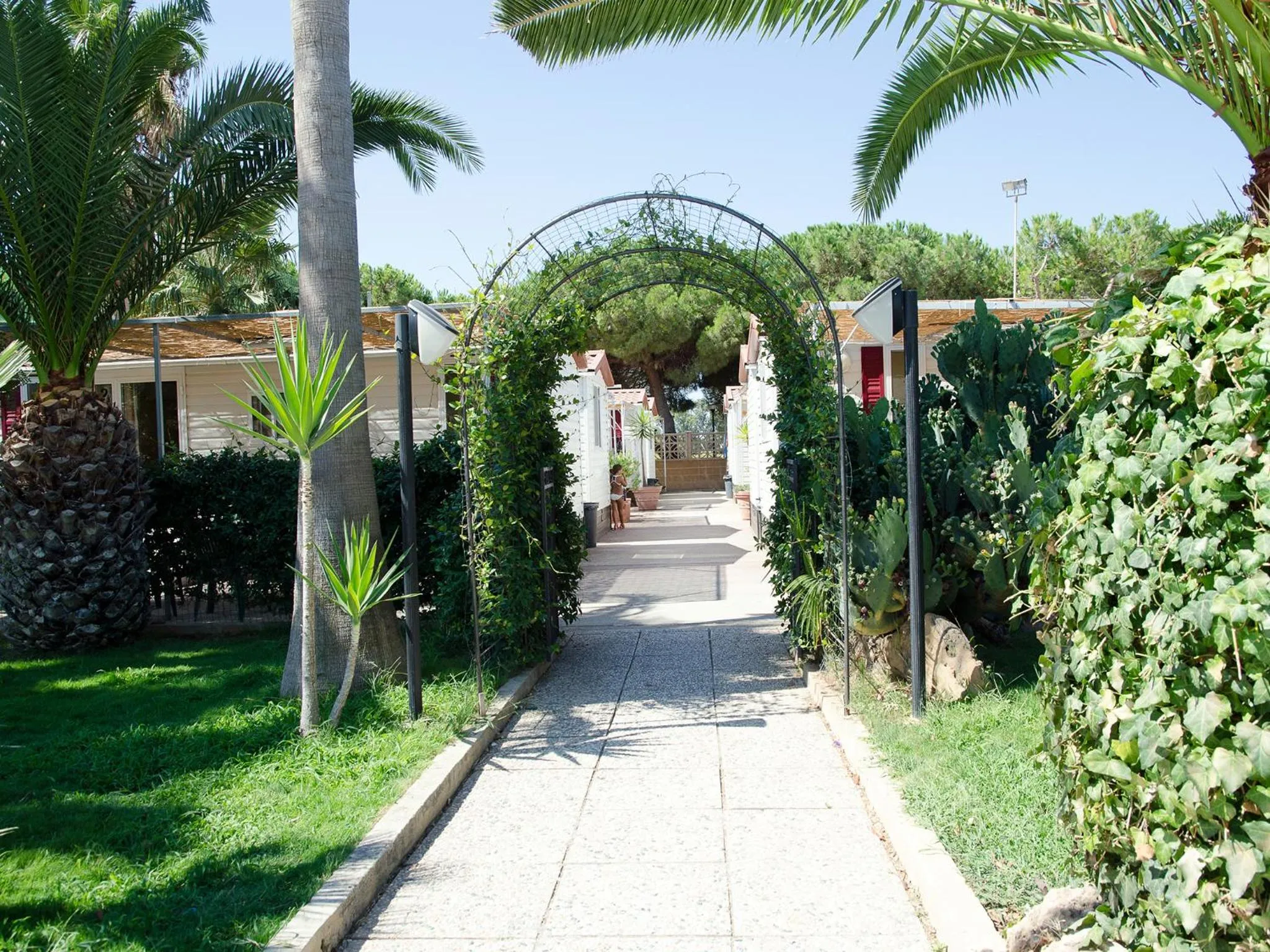 Facade/entrance in Kamemi Village & Camping