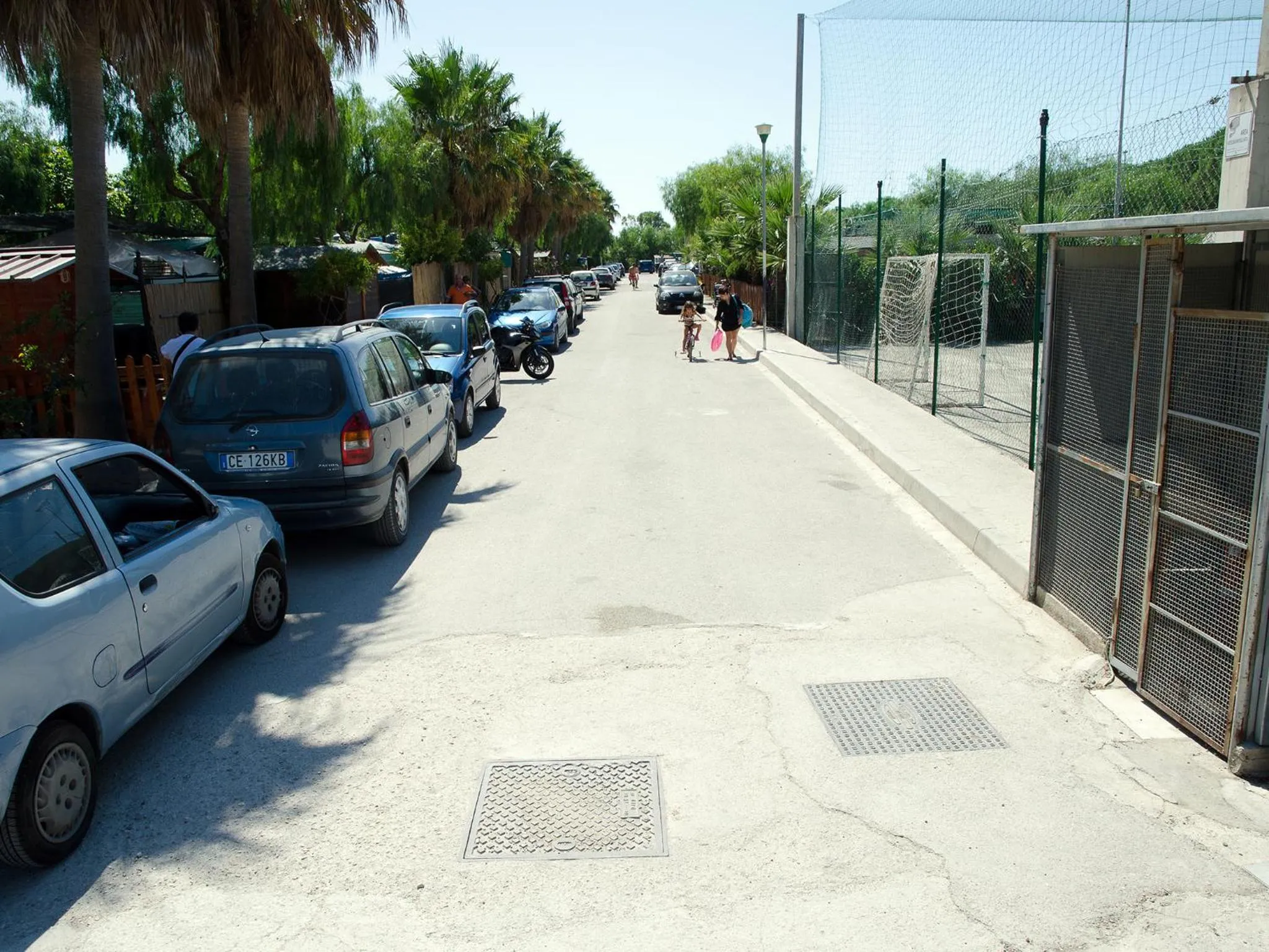 Street view in Kamemi Village & Camping