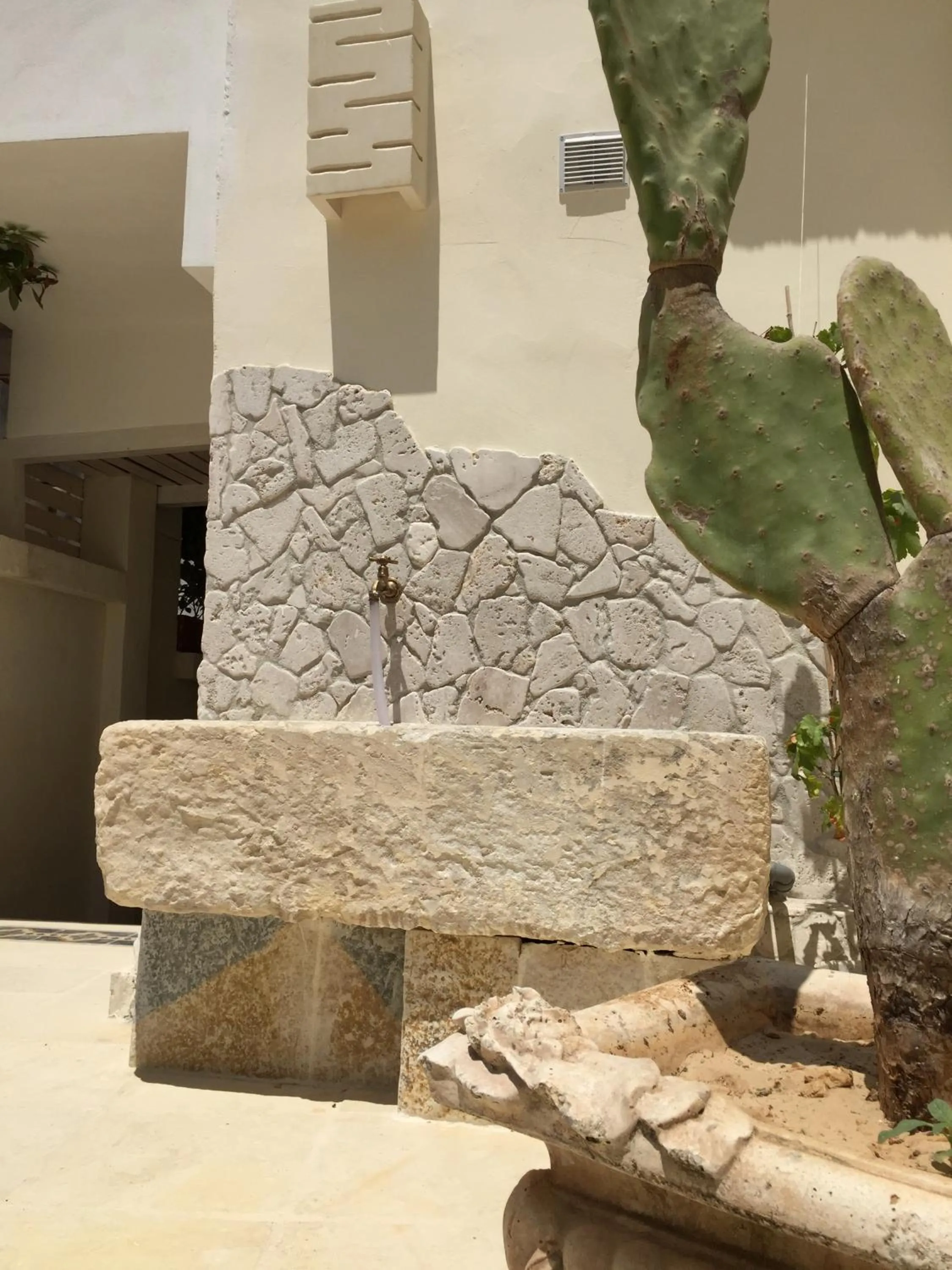 Patio in Borgo Sofia Bed and Breakfast