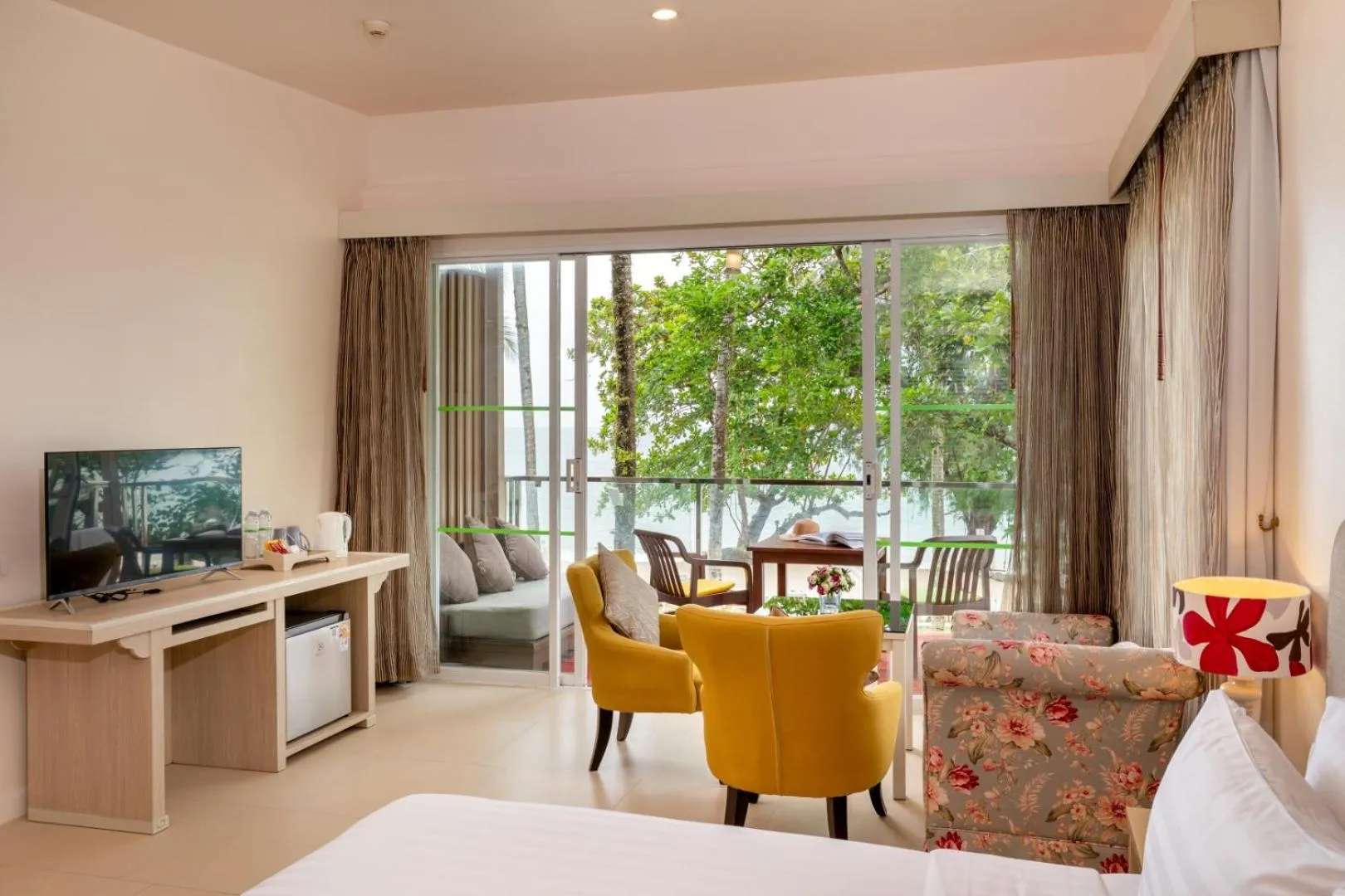 Property building, Bed in The Briza Beach Resort, Khao Lak SHA Extra Plus