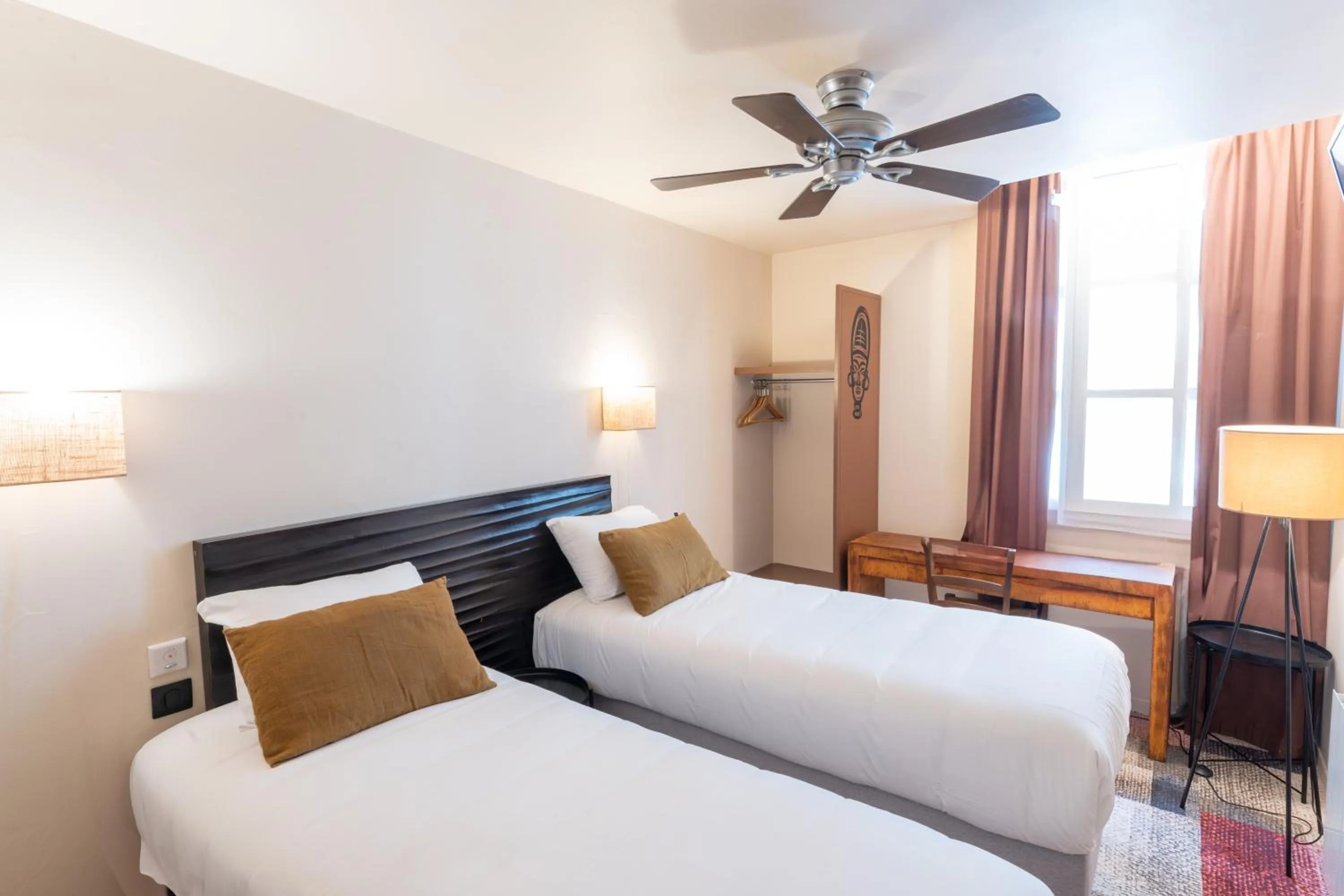 Photo of the whole room, Bed in Résidence du Théâtre