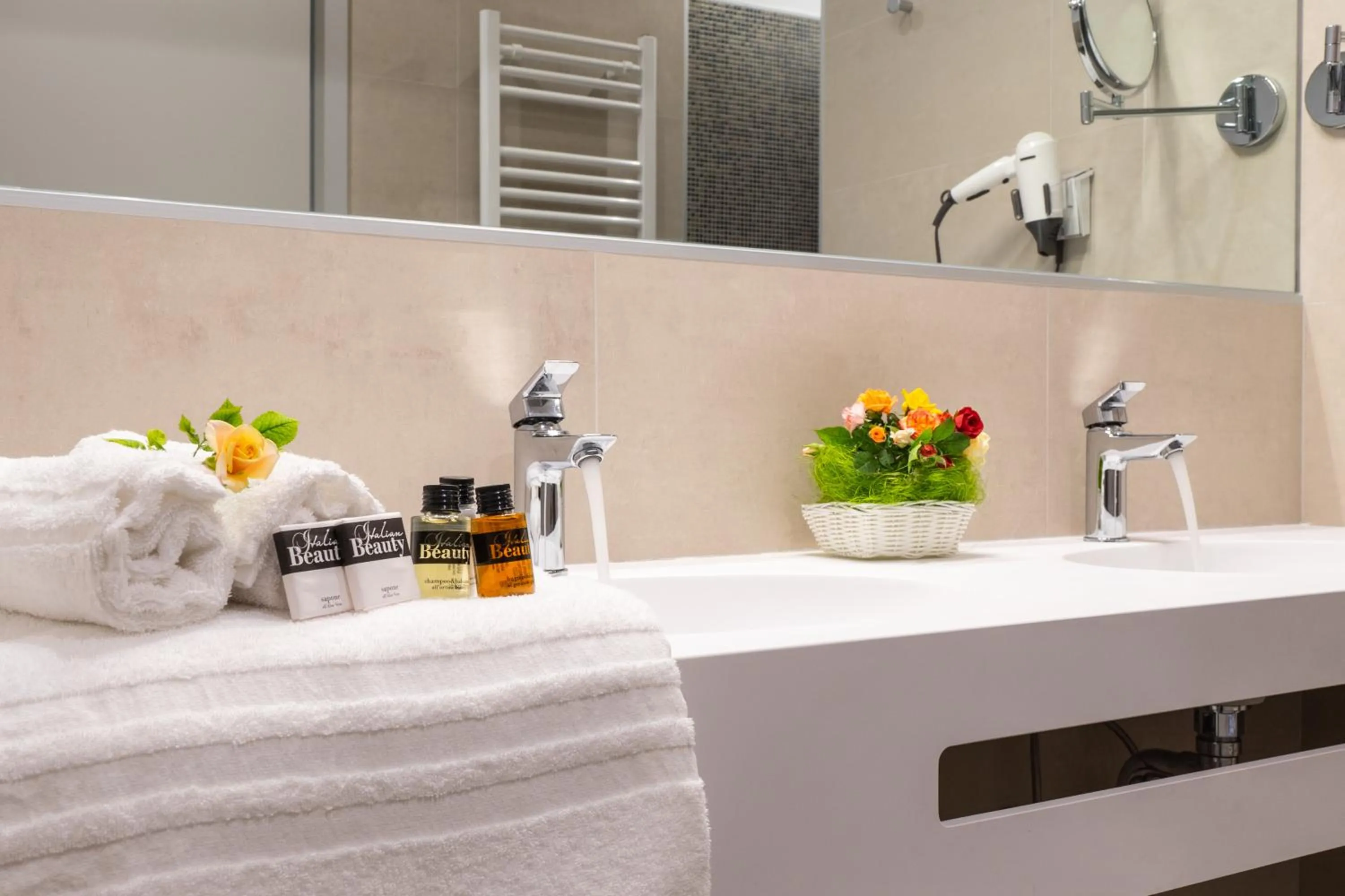 Bathroom in Hotel Elite