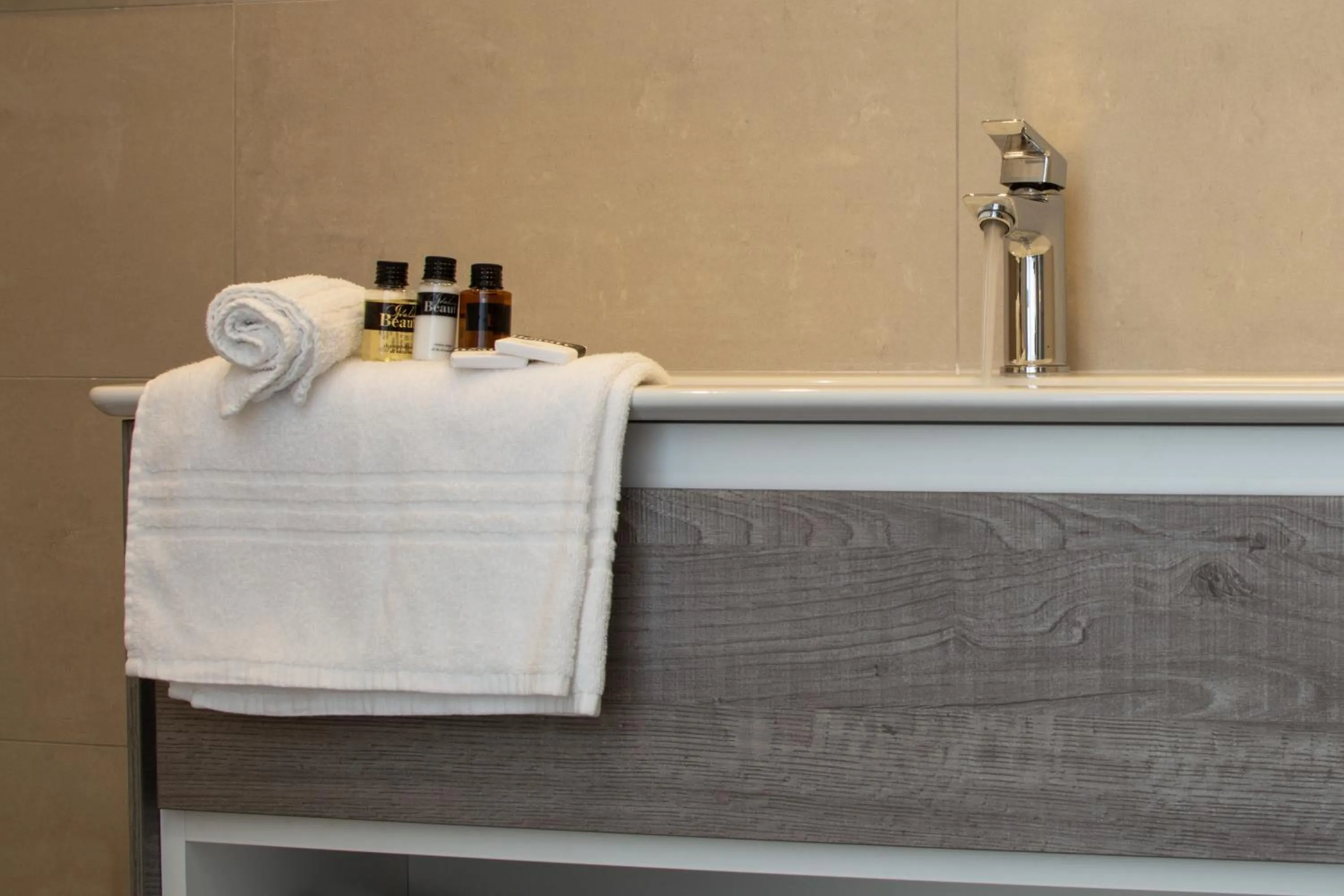 Bathroom in Hotel Elite