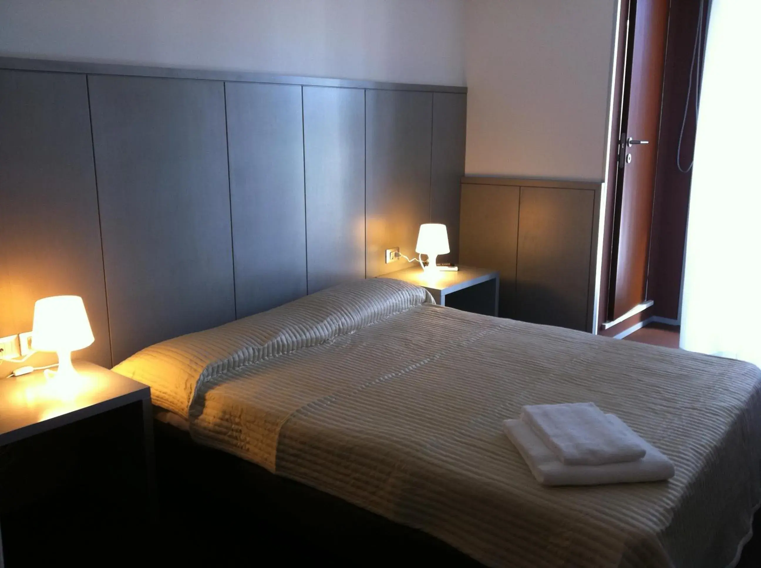 Single Room in Hotel Europa Single Room in Hotel Europa