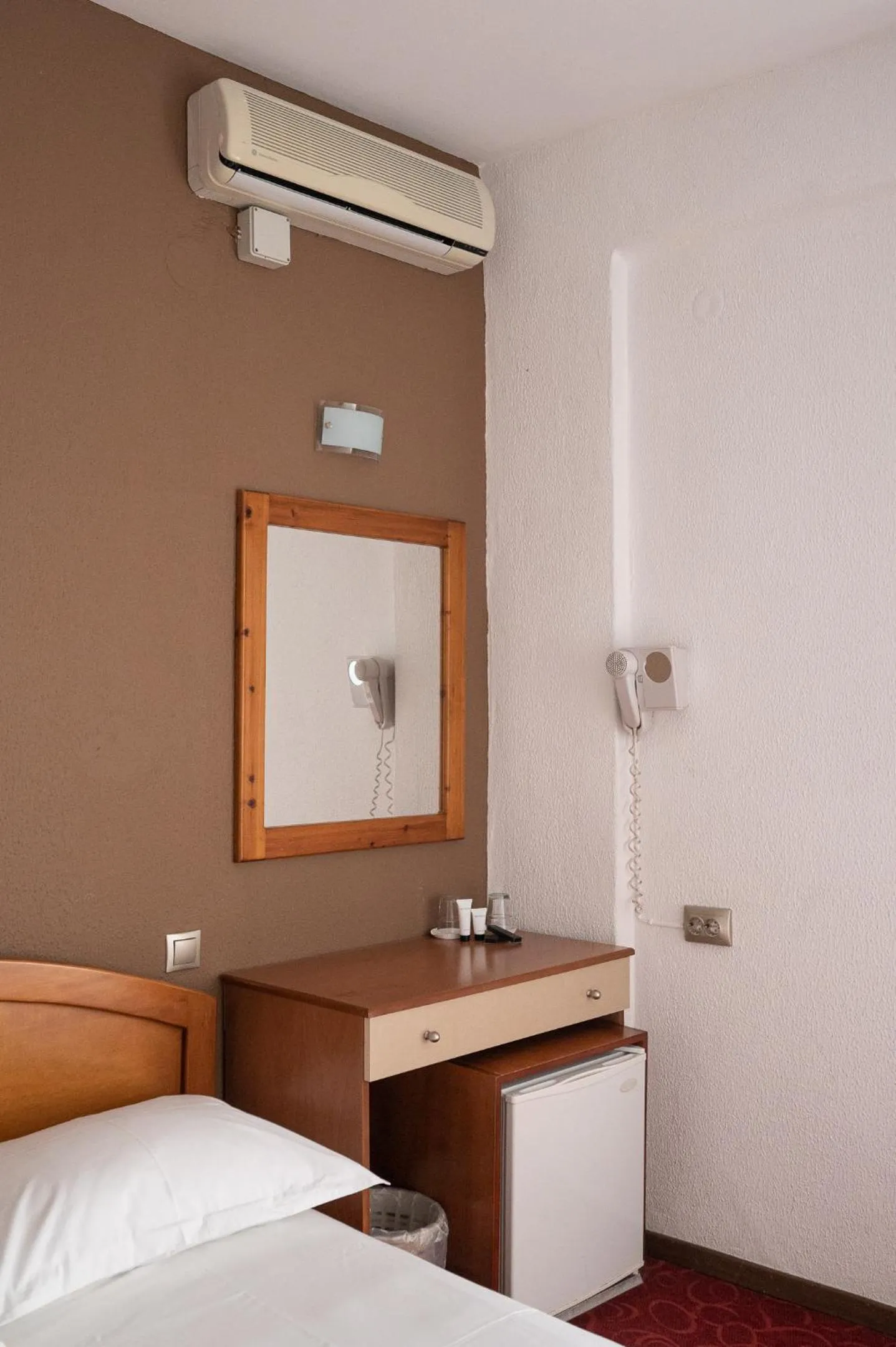 Photo of the whole room in Hotel Akropol