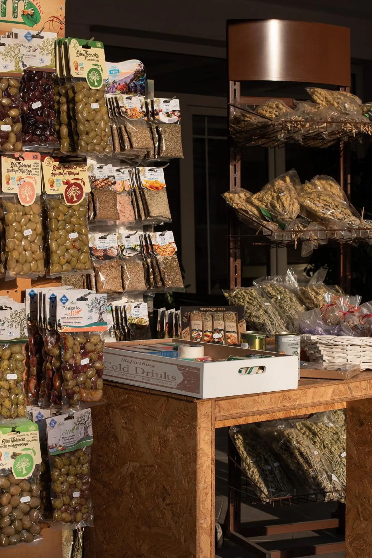 Food and drinks in Hotel Akropol