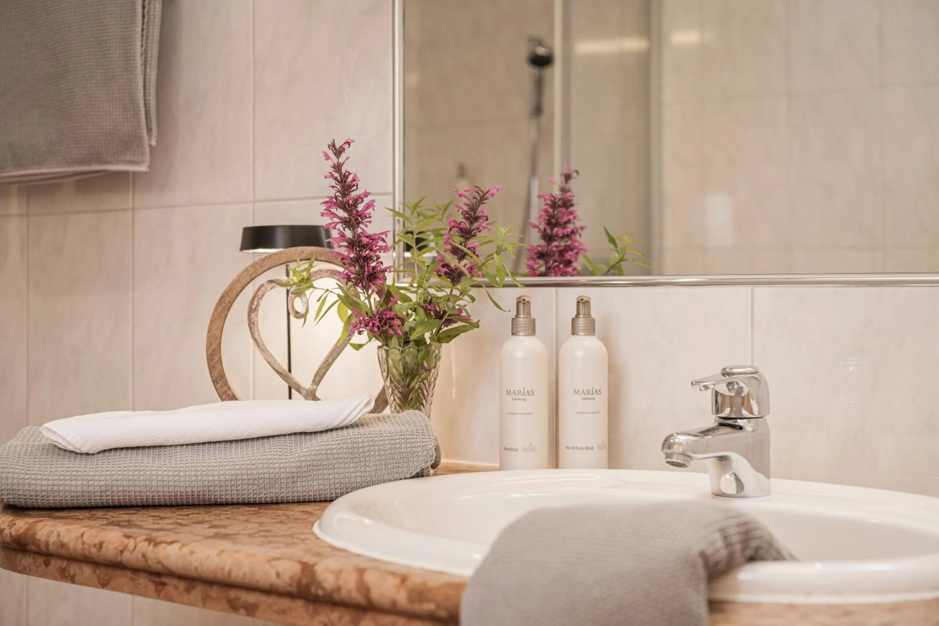 Bathroom in Biohotel Rastbichlhof