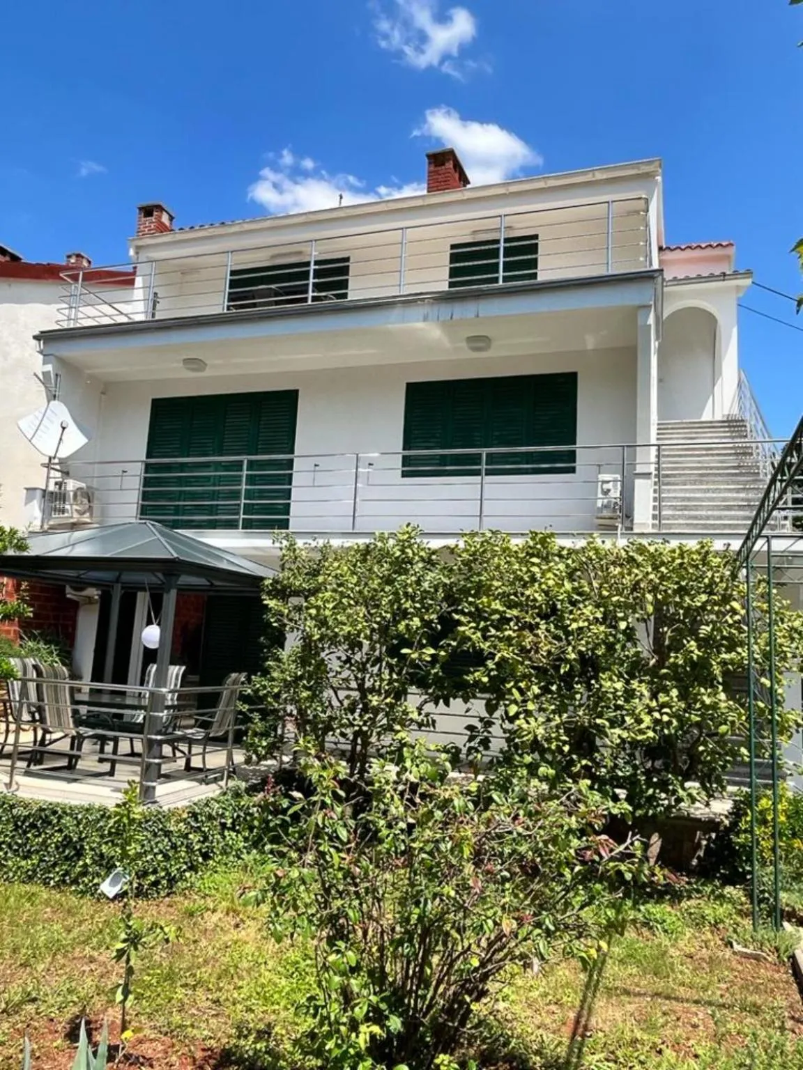 Property building in Lemon Tree Apartments