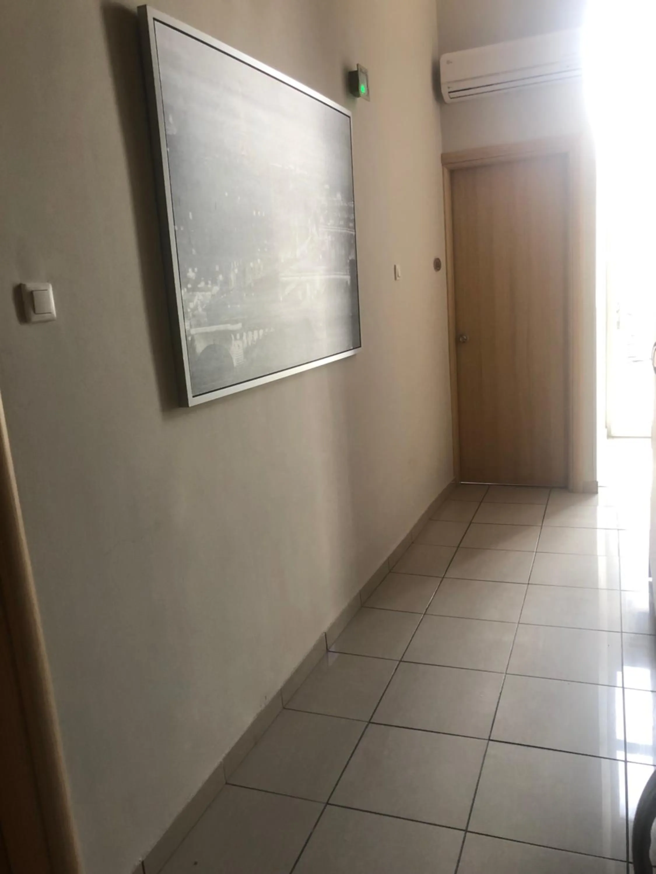 Property building in Kentrikon