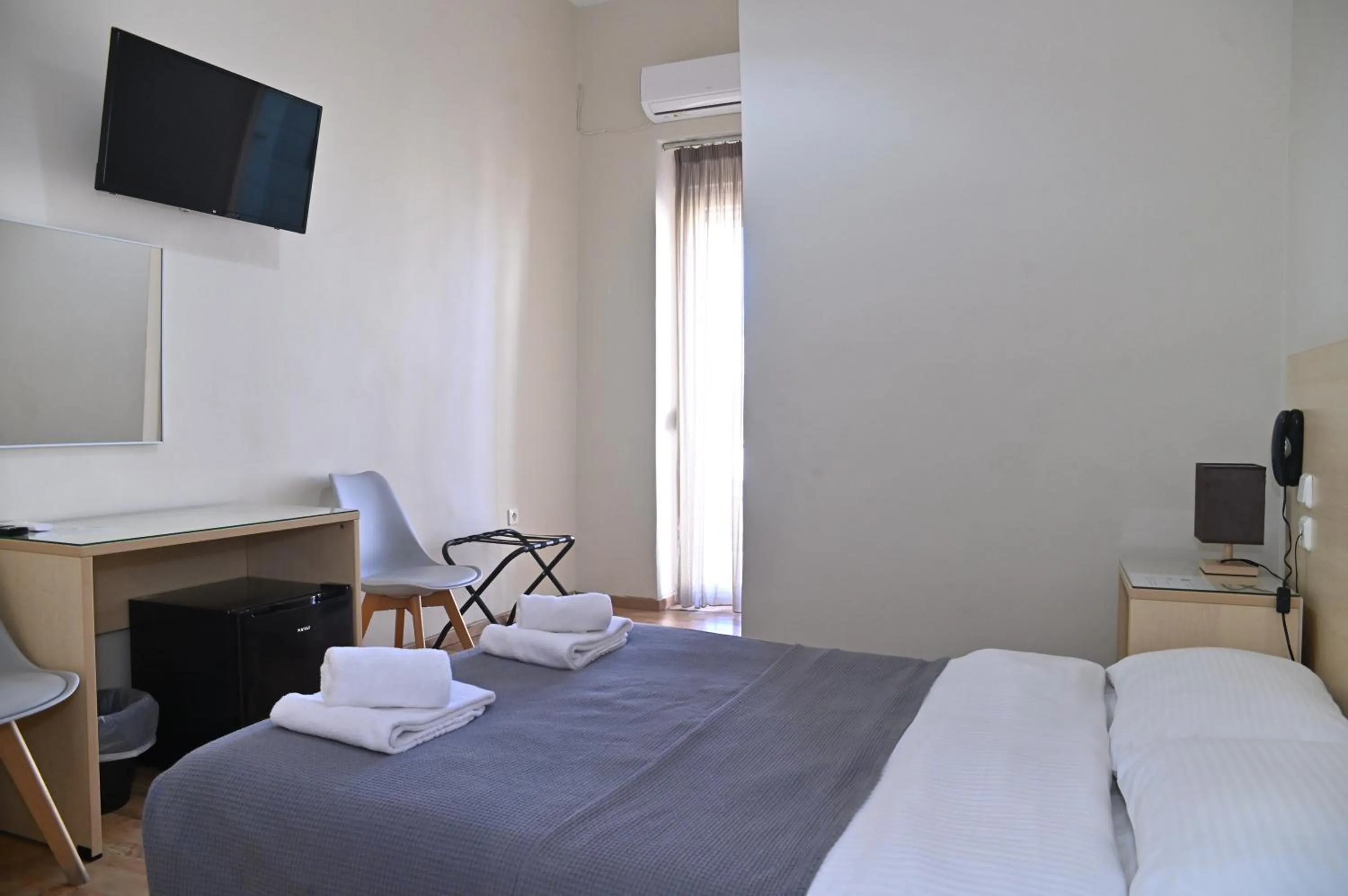 Bedroom, Bed in Kentrikon