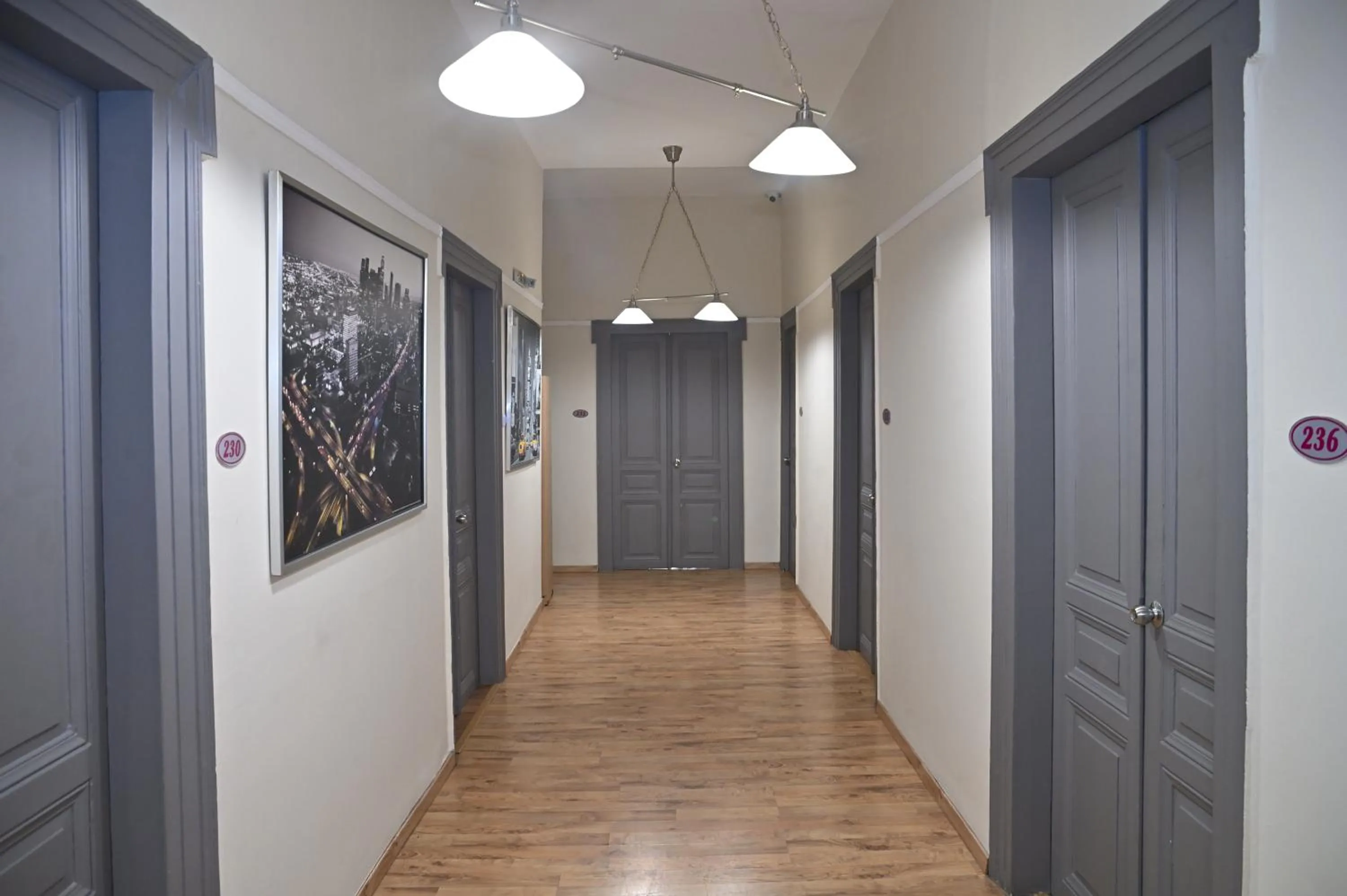 Property building in Kentrikon