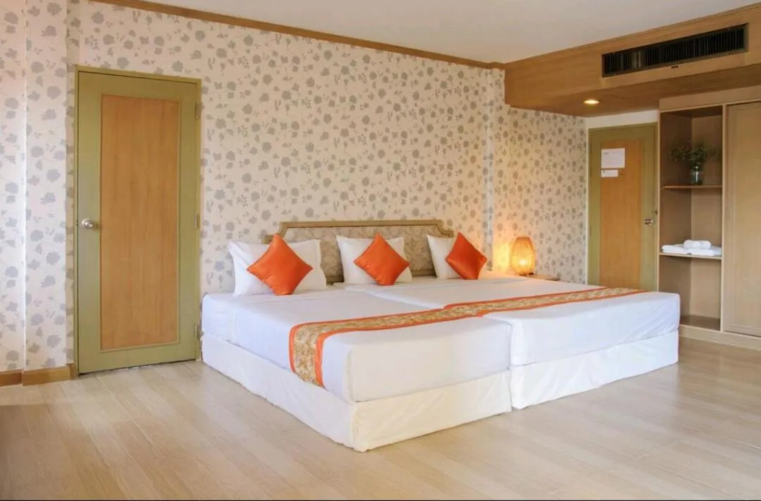 Bed in Takiab Beach Resort