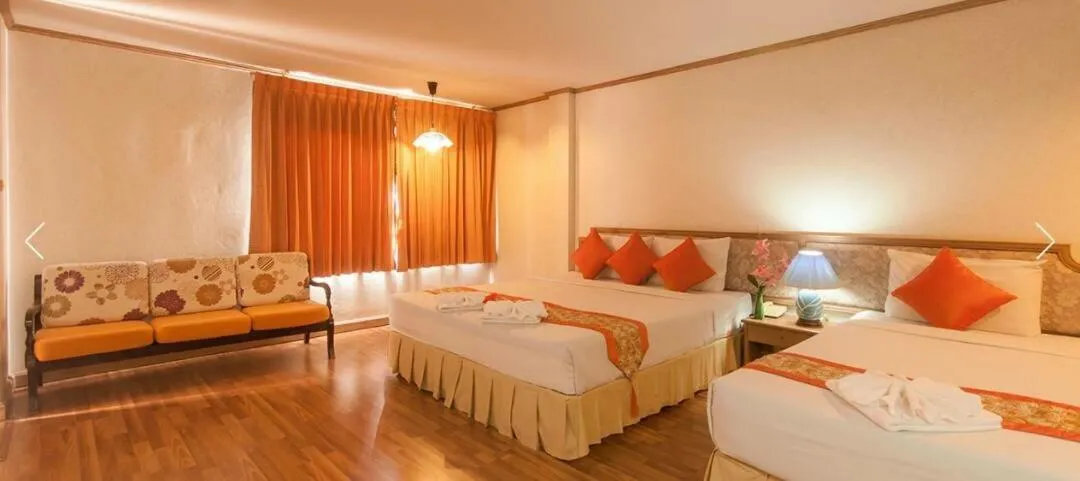 Bed in Takiab Beach Resort