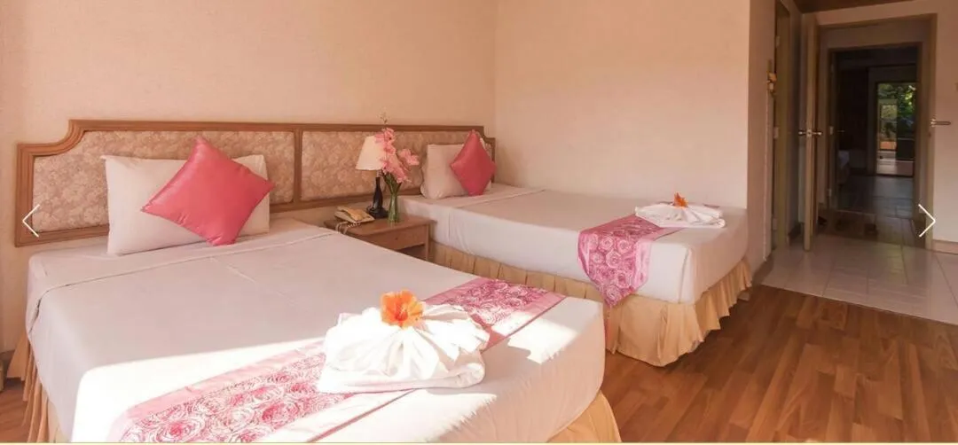 Bed in Takiab Beach Resort