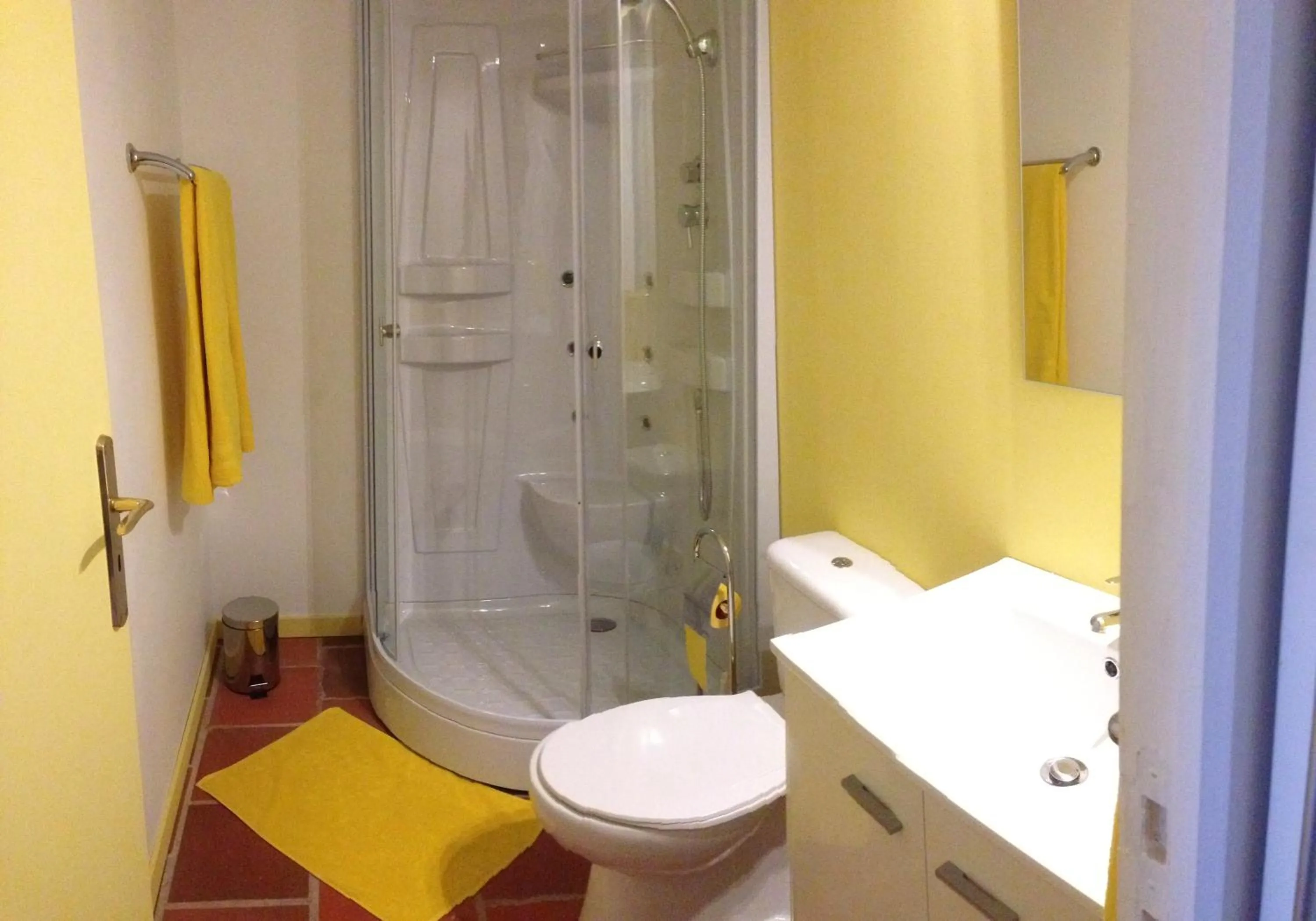 Shower in Domestival