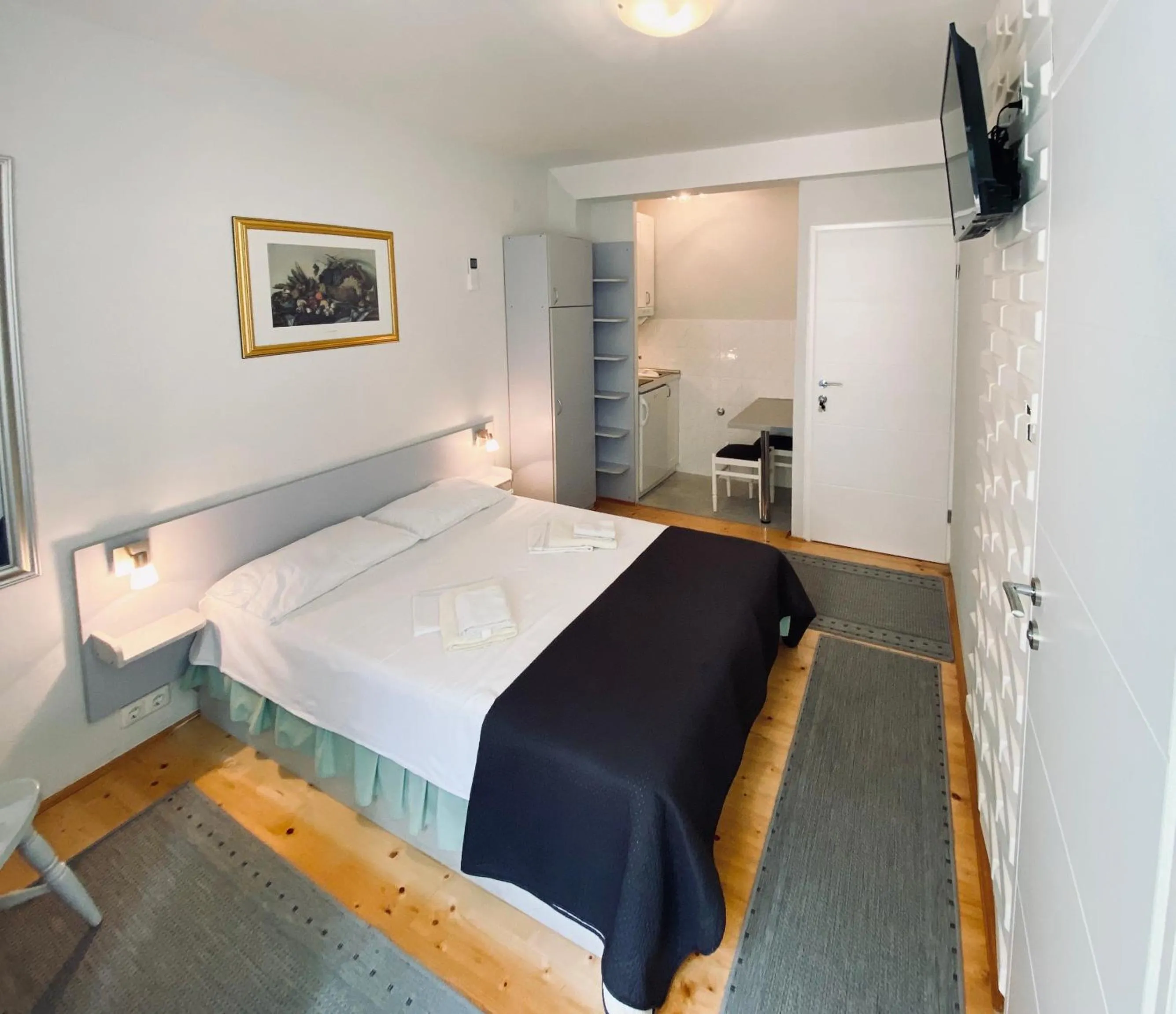 Bed in Komiza Provita Guesthouse