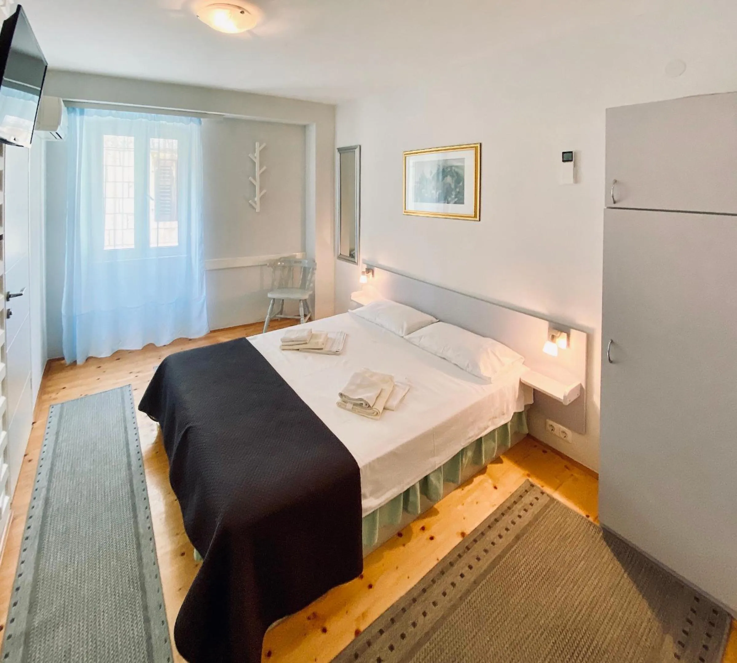 Bed in Komiza Provita Guesthouse