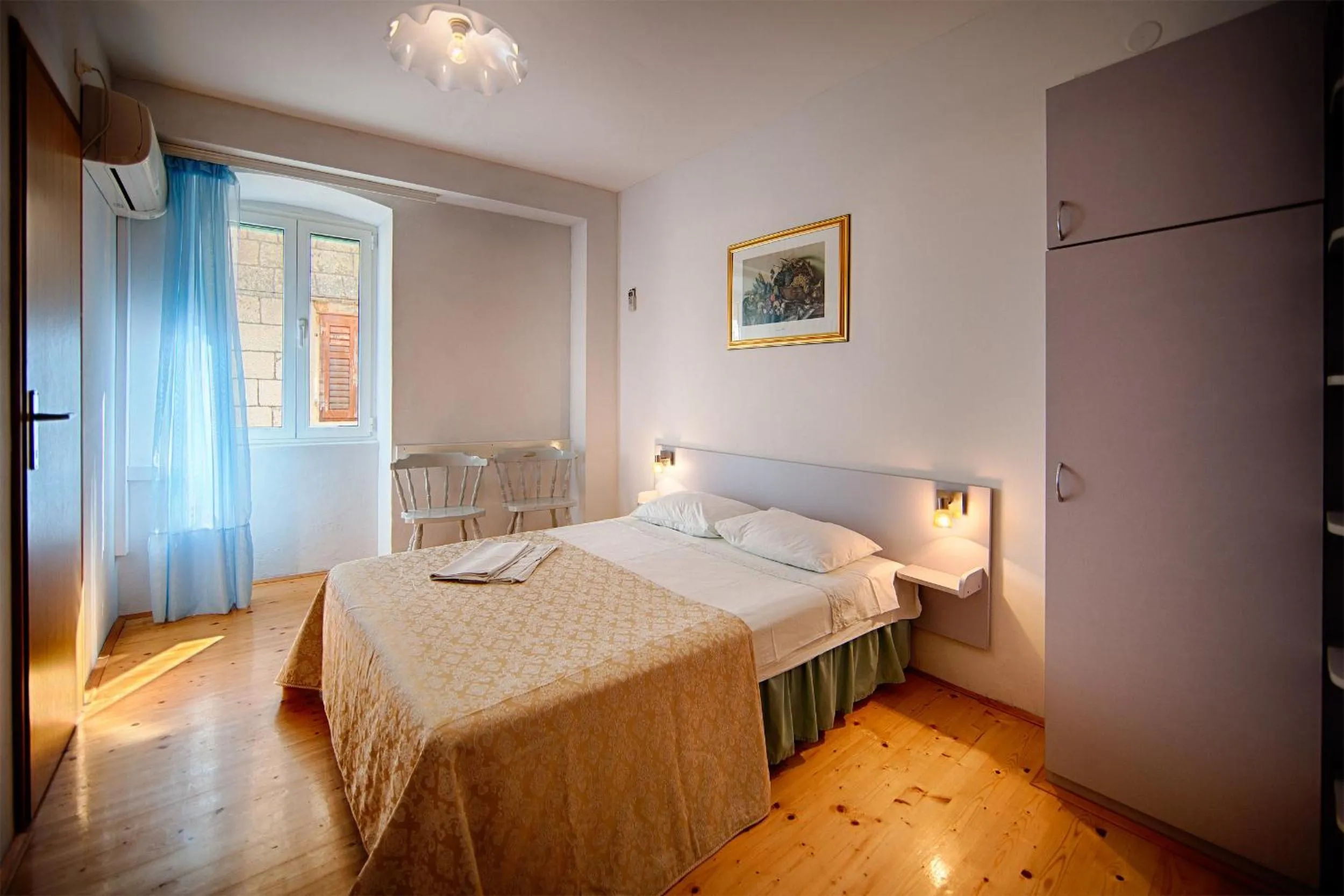 Bedroom, Bed in Komiza Provita Guesthouse